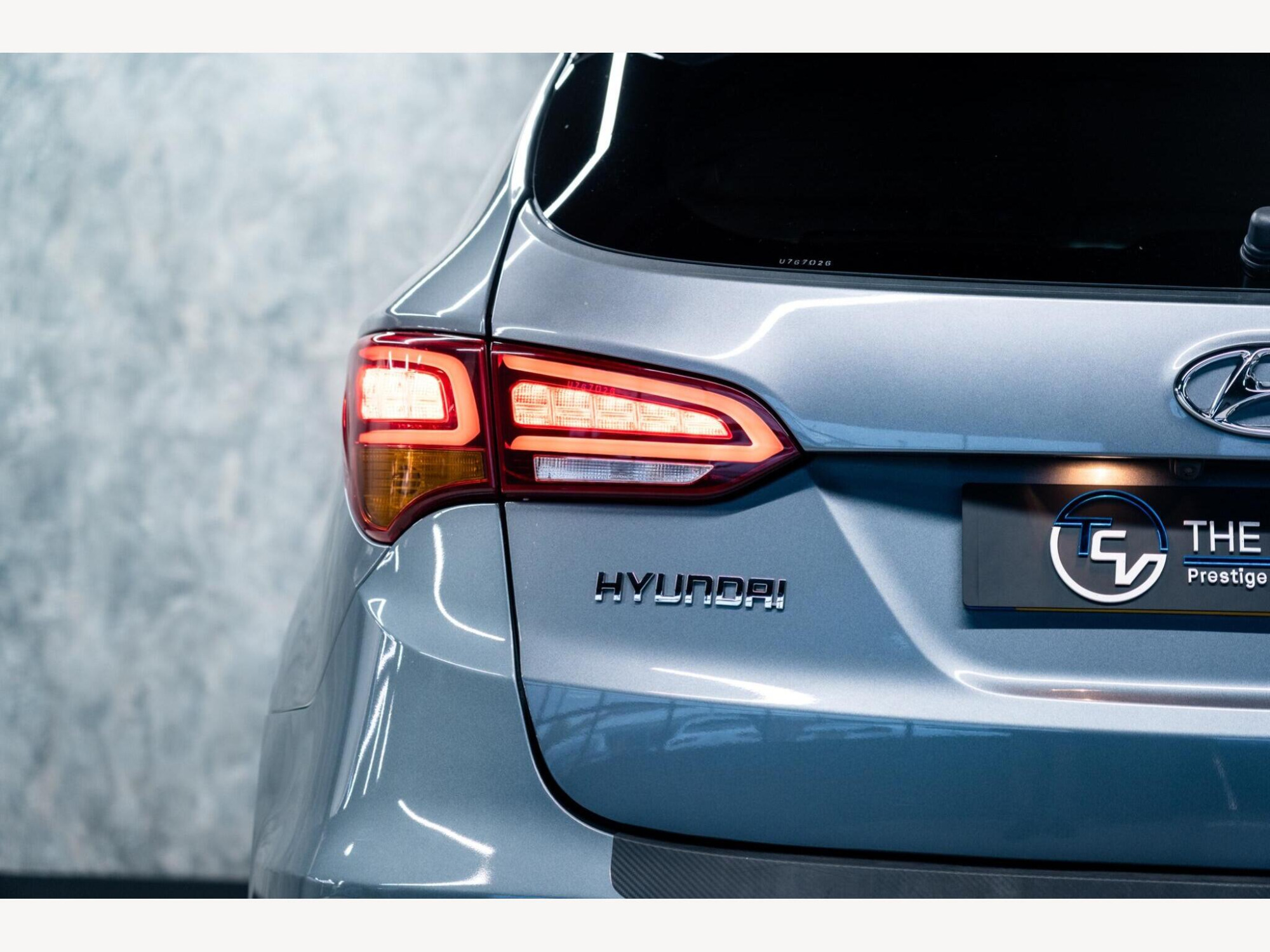 2017 Hyundai Santa Fe image 11