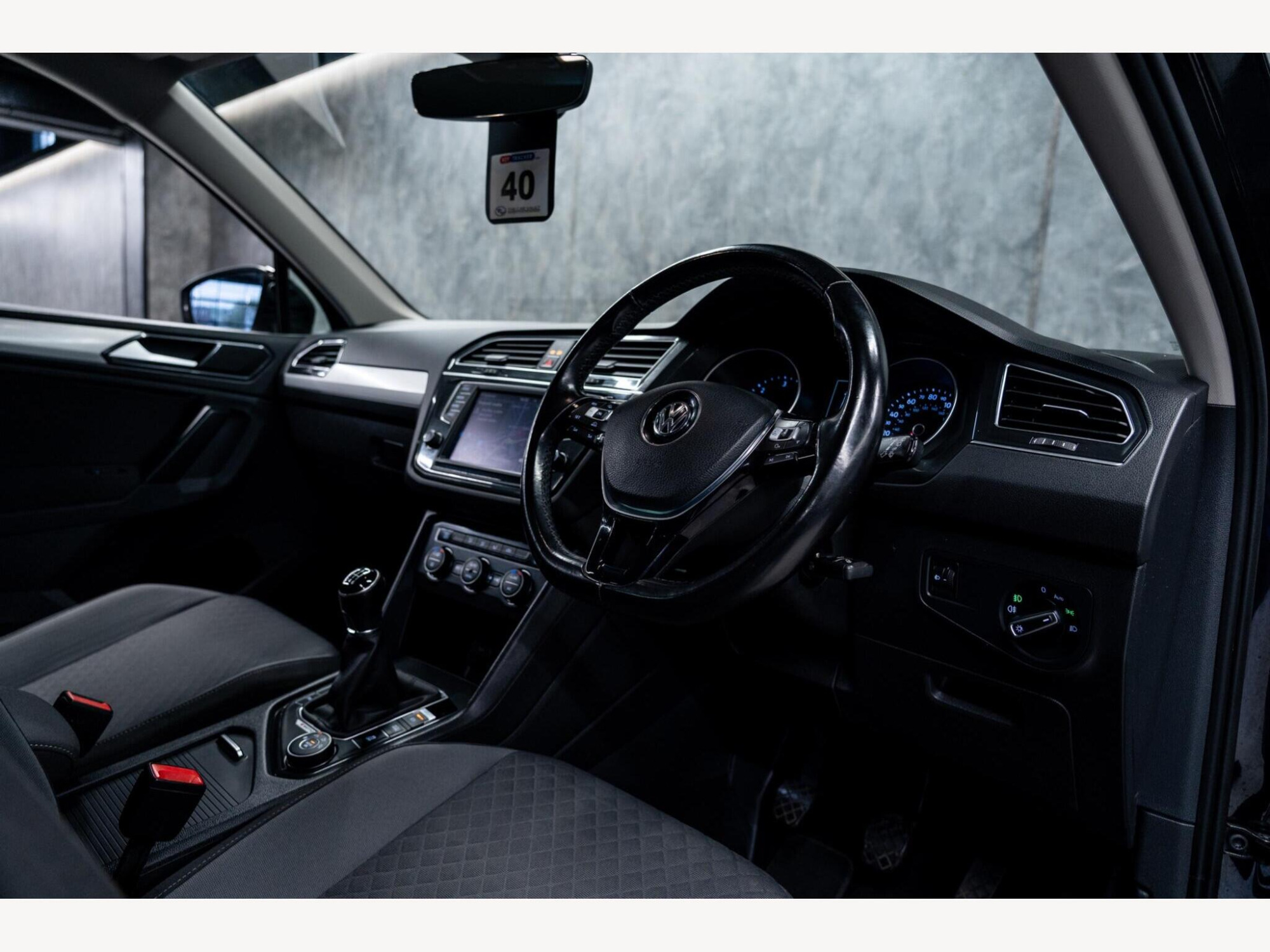 2017 Volkswagen Tiguan image 14