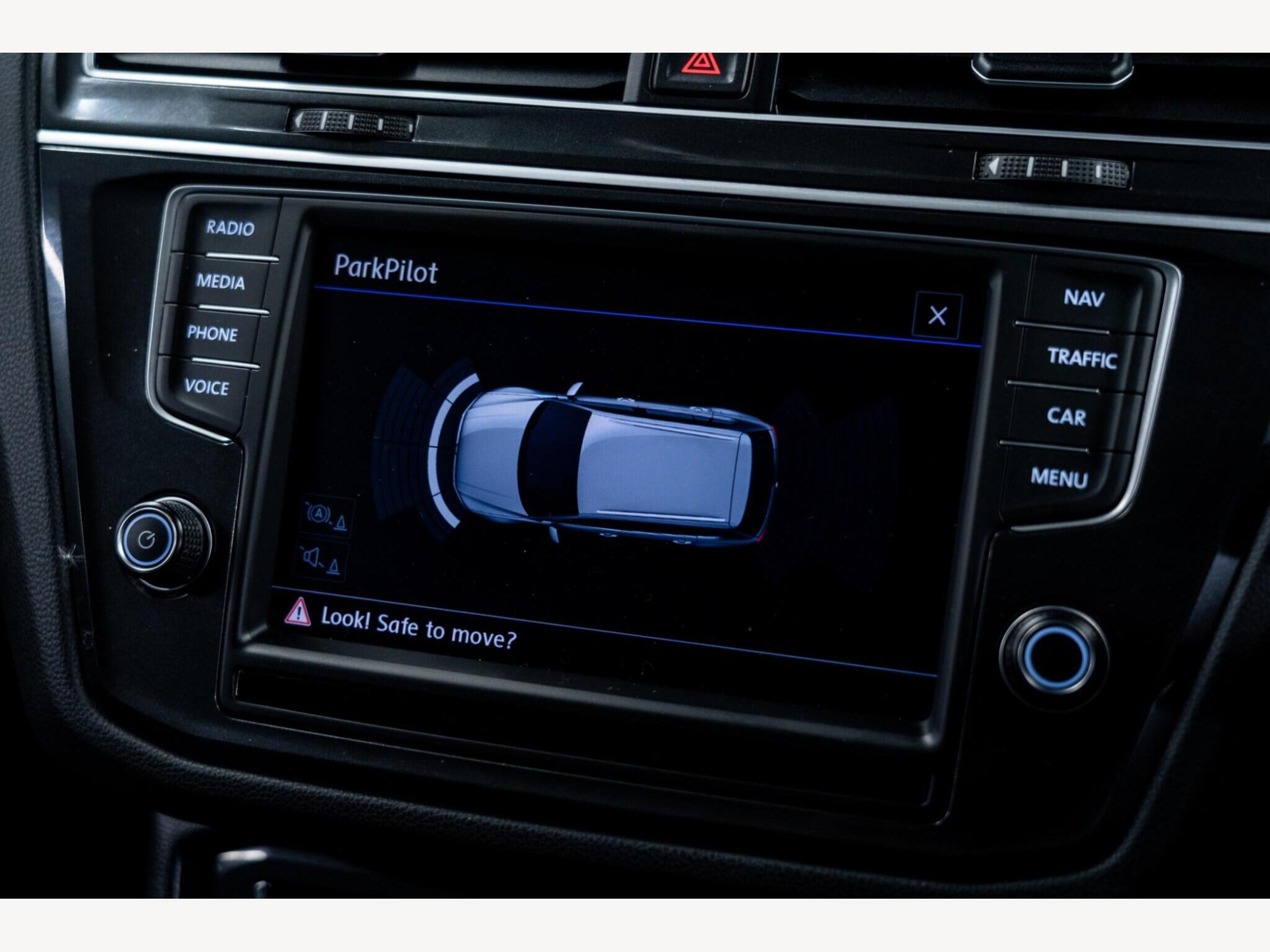 2017 Volkswagen Tiguan image 26
