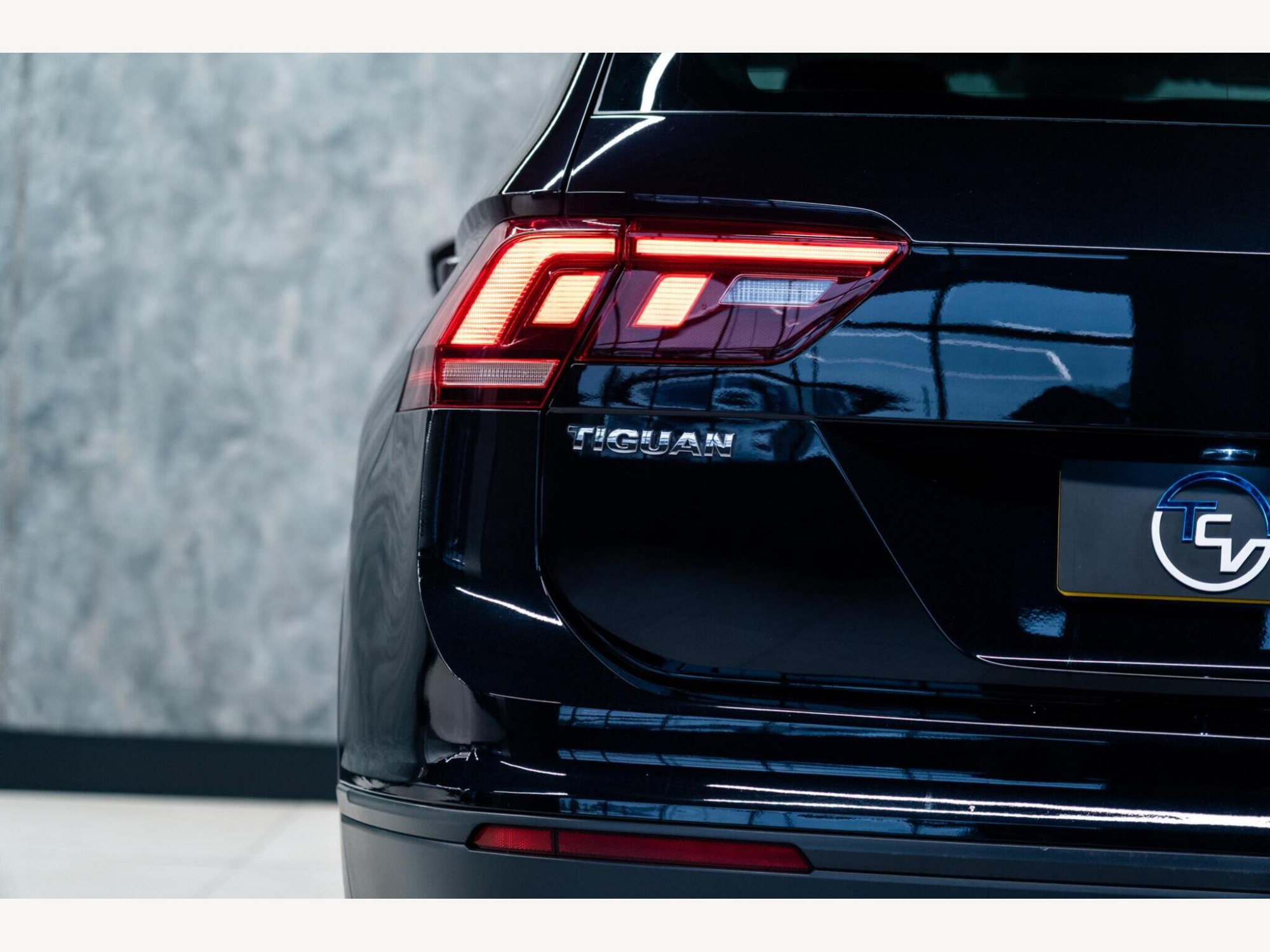 2017 Volkswagen Tiguan image 11