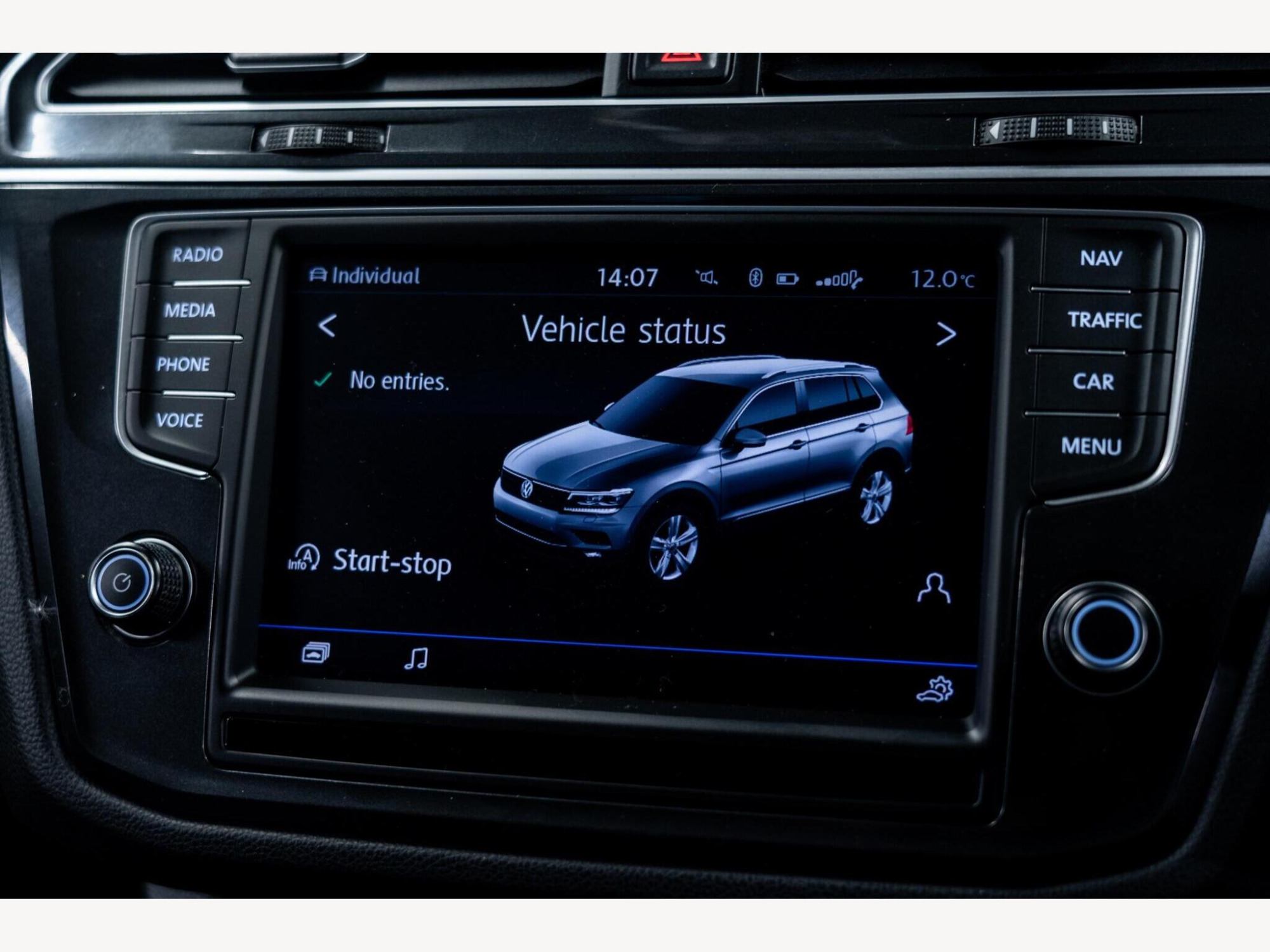 2017 Volkswagen Tiguan image 25