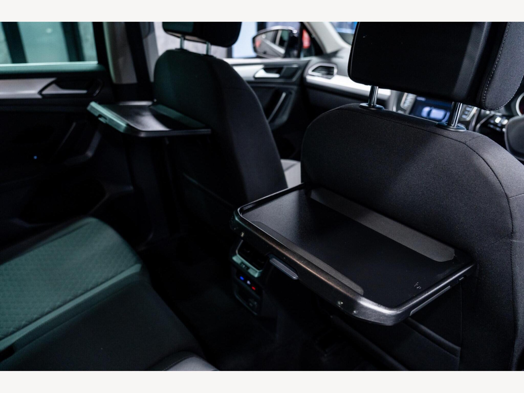 2017 Volkswagen Tiguan image 42