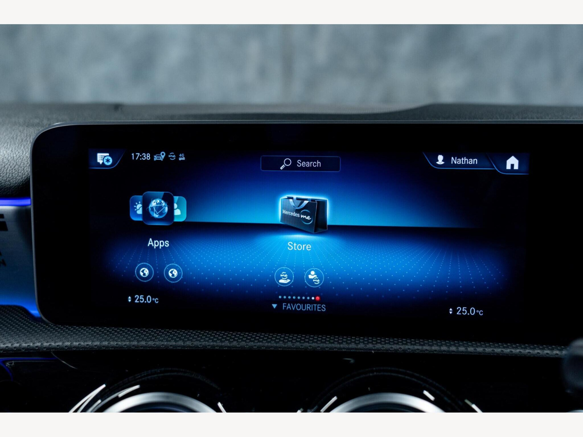 2019 Mercedes-Benz A Class image 39