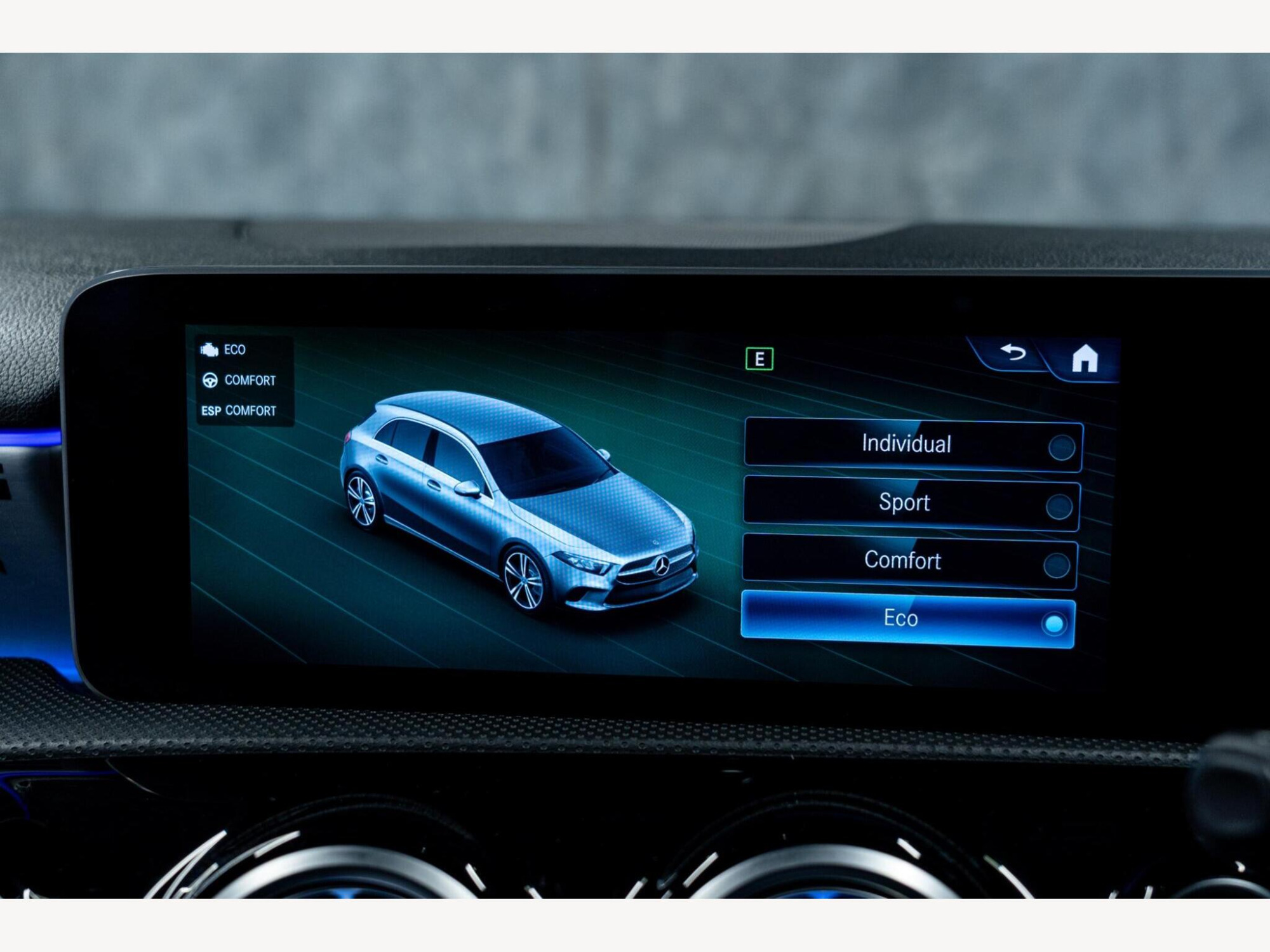 2019 Mercedes-Benz A Class image 26