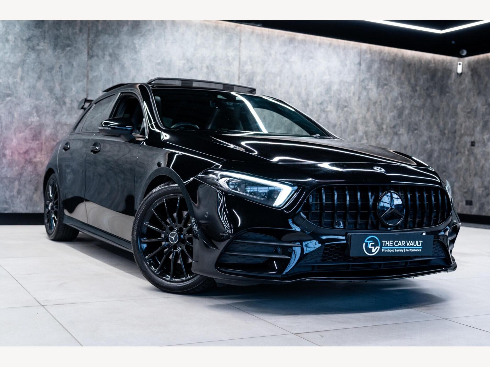 2019 Mercedes-Benz A Class image 1
