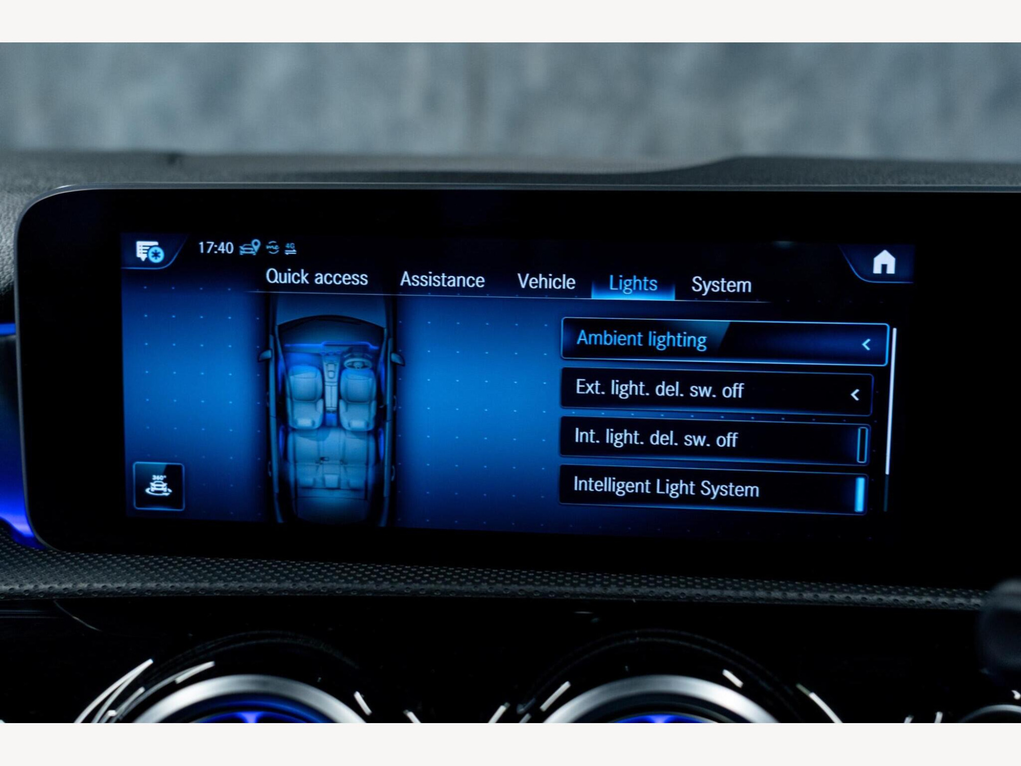 2019 Mercedes-Benz A Class image 32