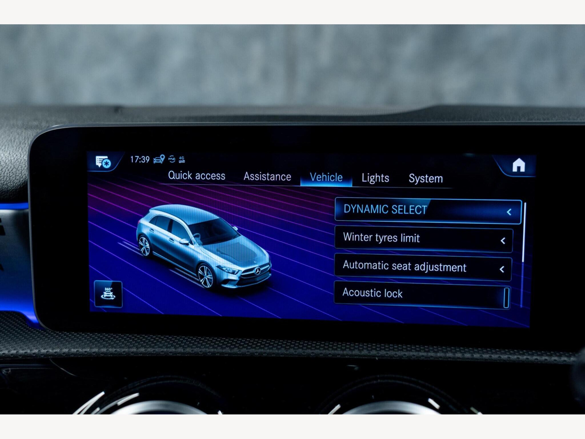 2019 Mercedes-Benz A Class image 27