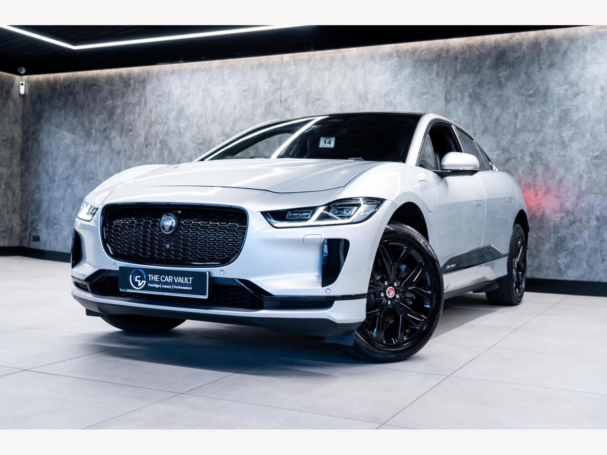 2020 Jaguar I-PACE image 4