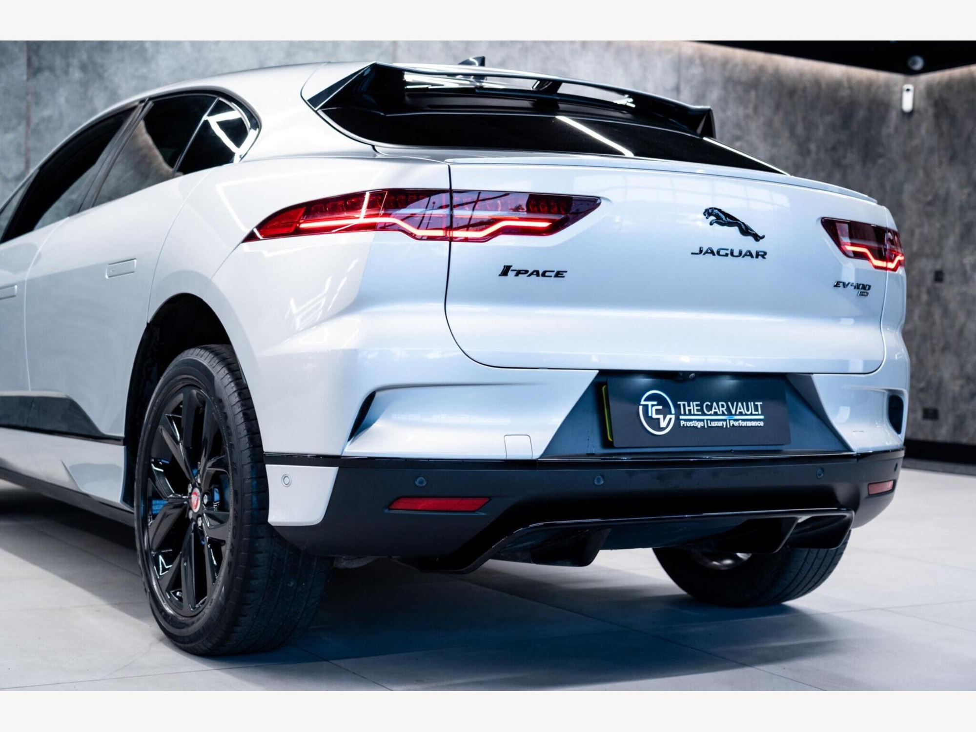 2020 Jaguar I-PACE image 15