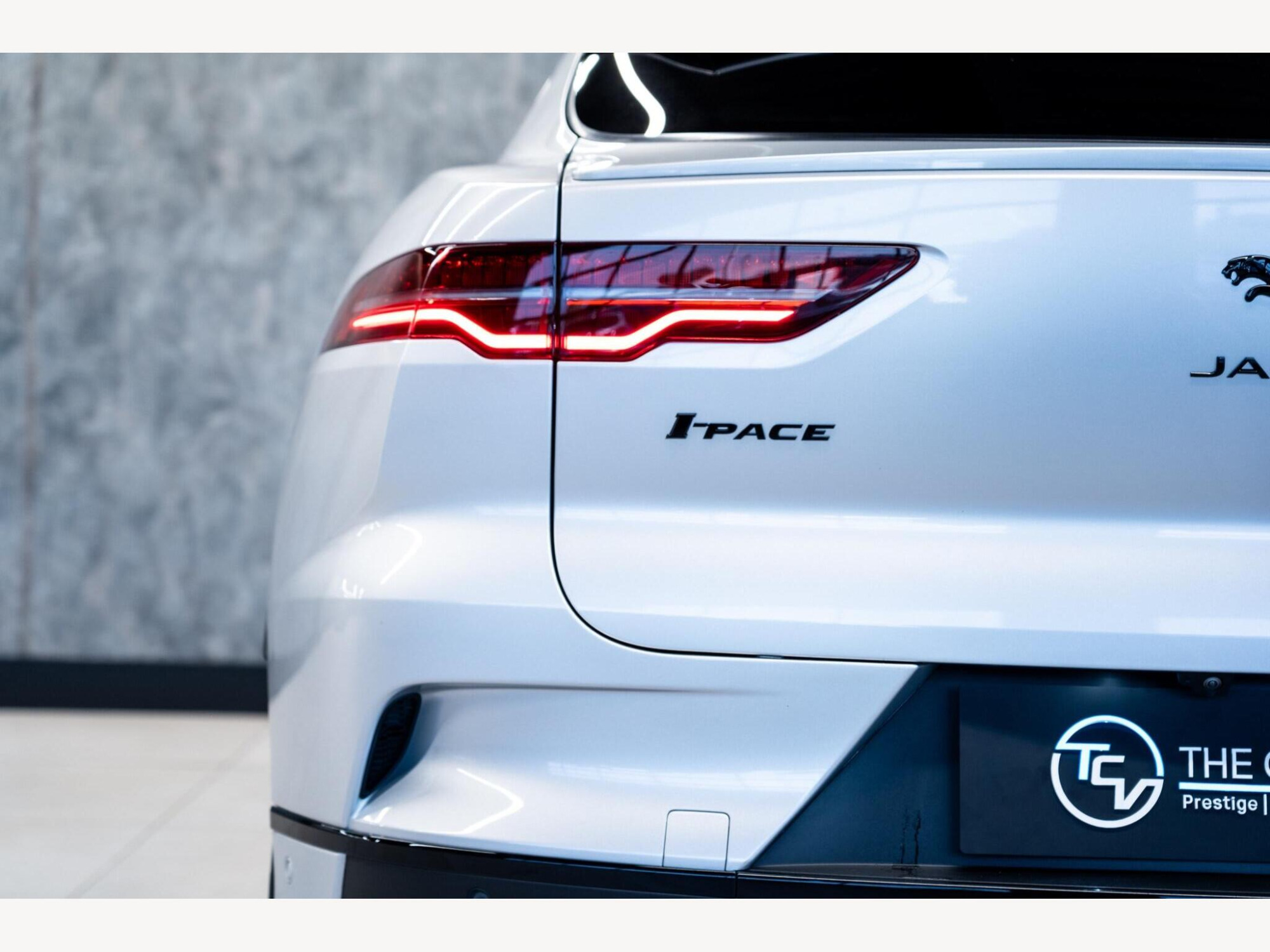 2020 Jaguar I-PACE image 14