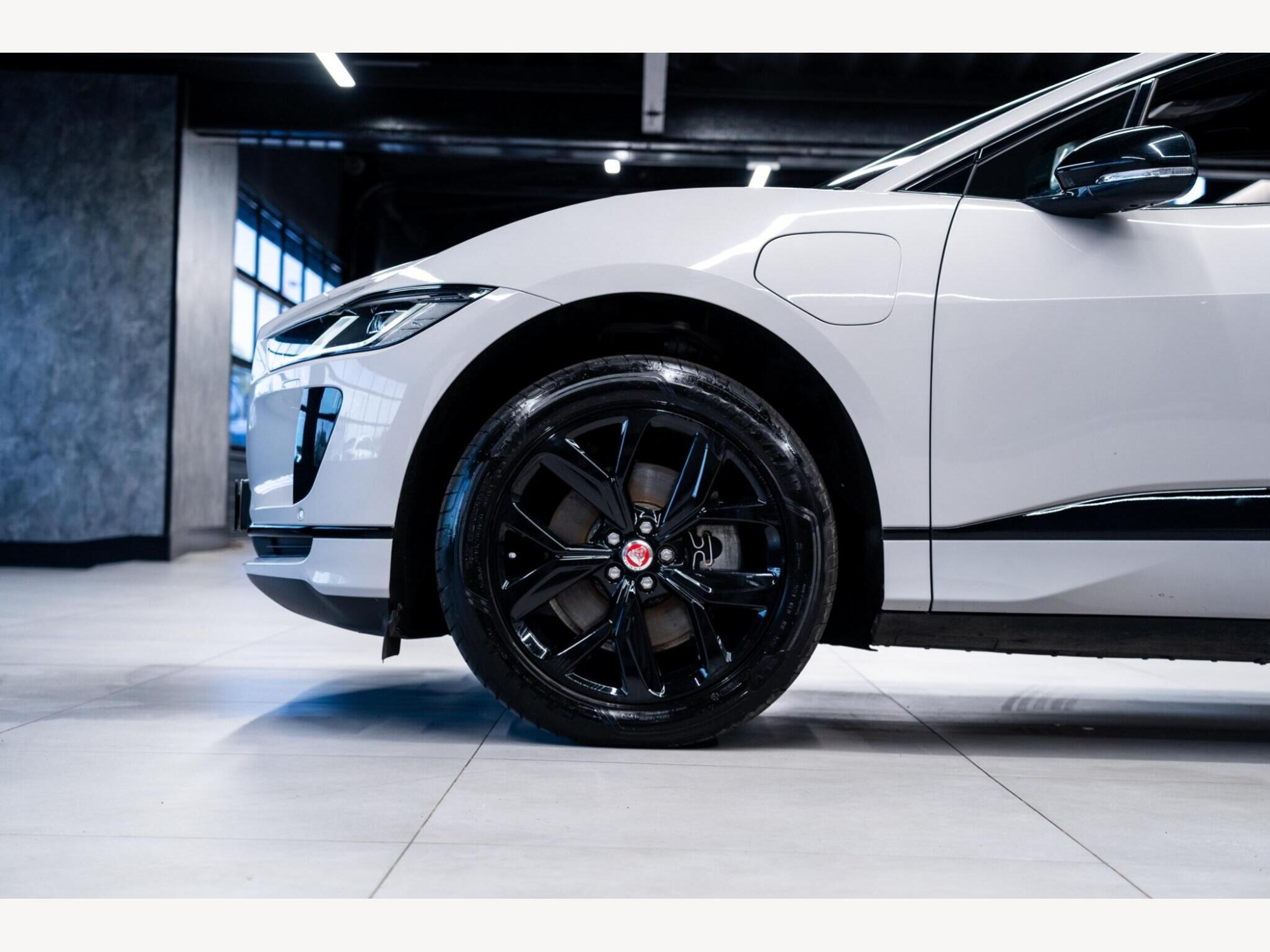 2022 Jaguar I-PACE image 16