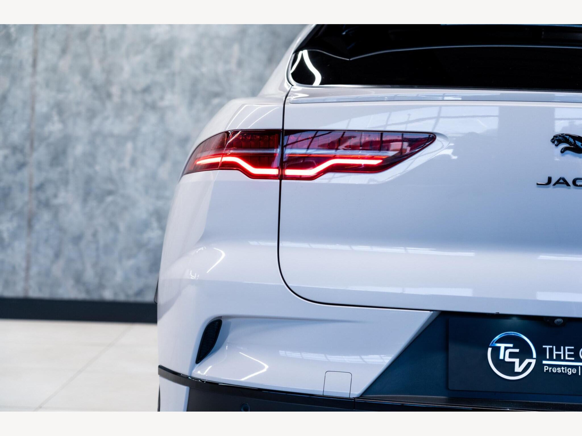 2022 Jaguar I-PACE image 14