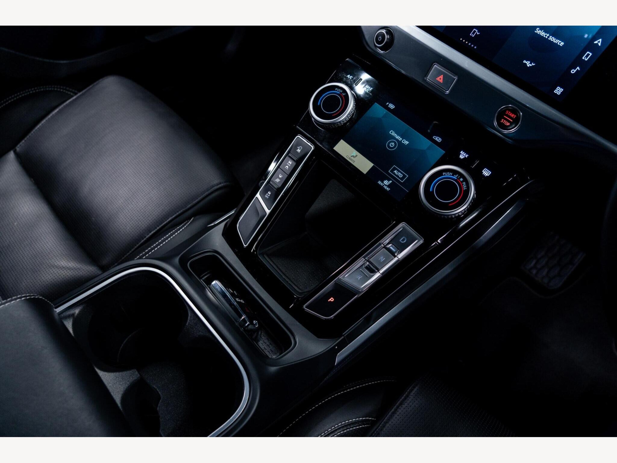 2022 Jaguar I-PACE image 38