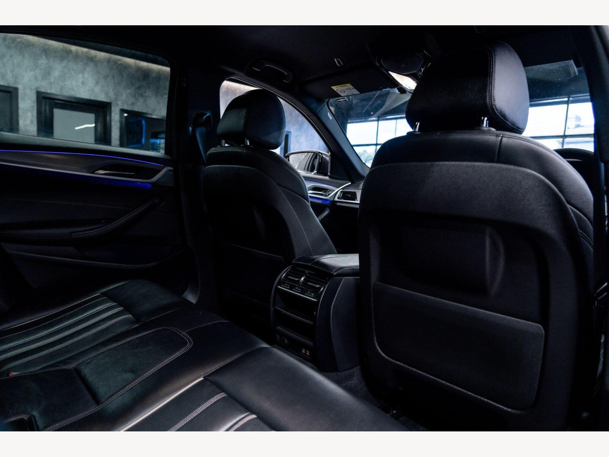2019 BMW 5 Series image 47