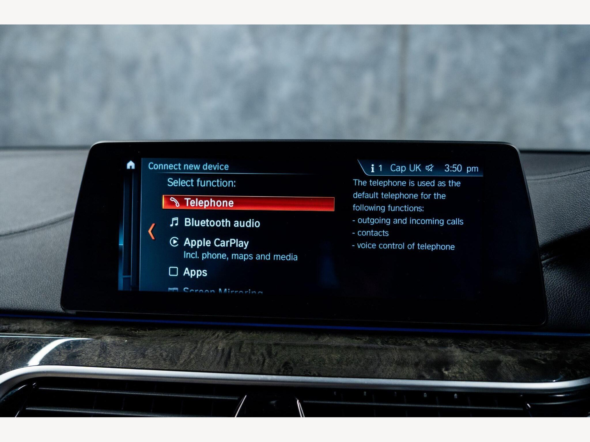 2018 BMW 5 Series image 38