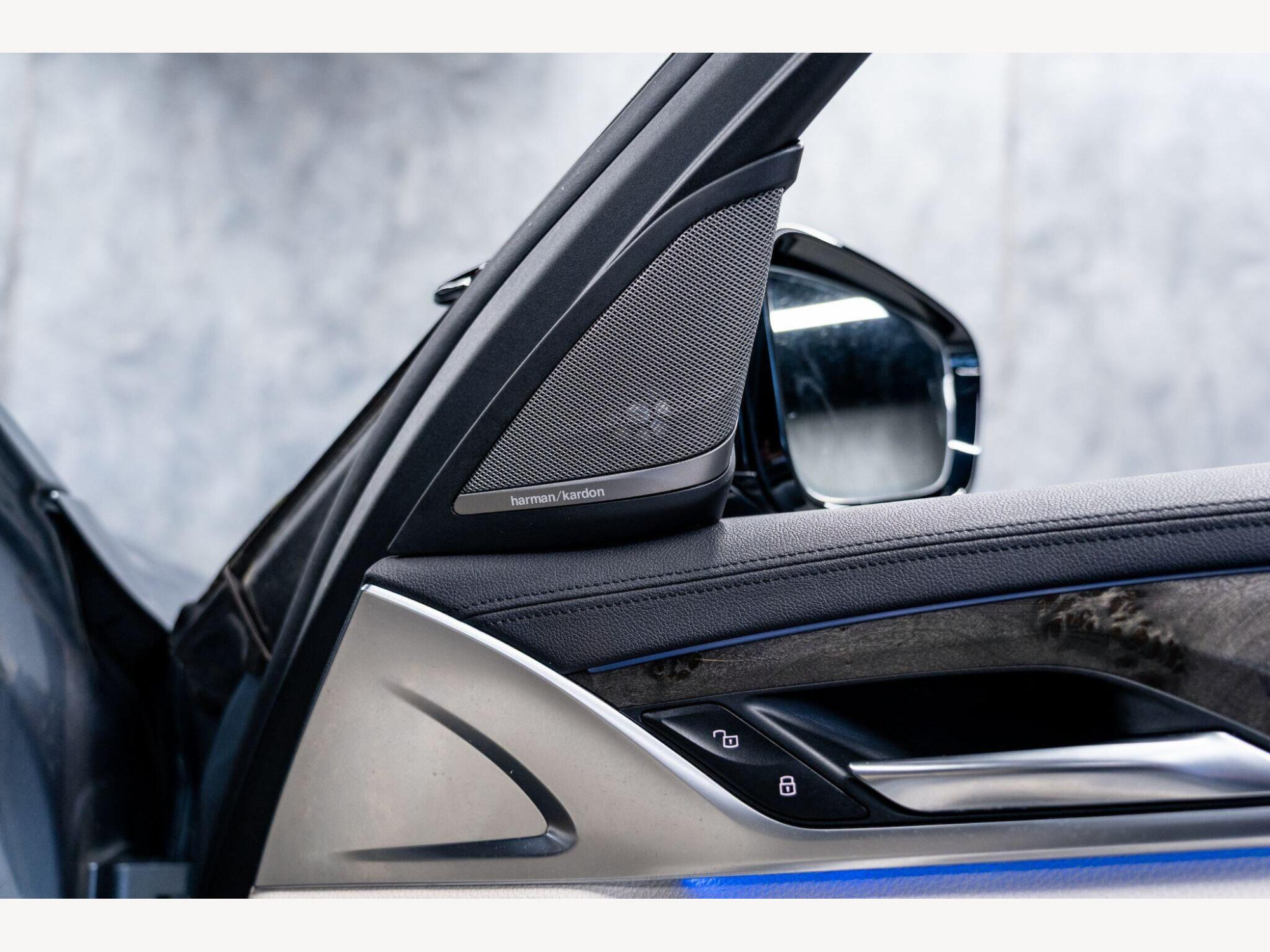 2018 BMW 5 Series image 53