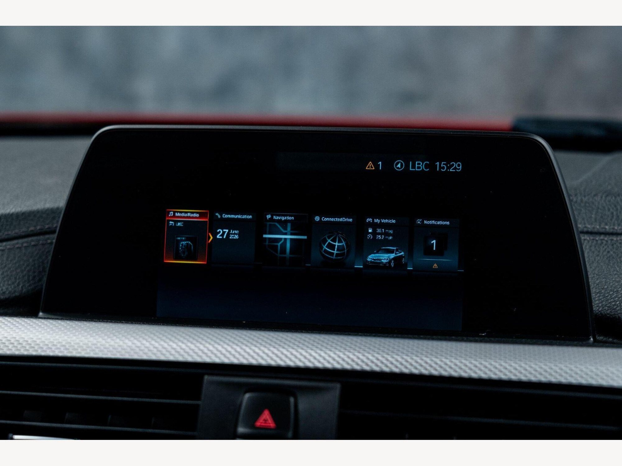 2017 BMW 3 Series image 35