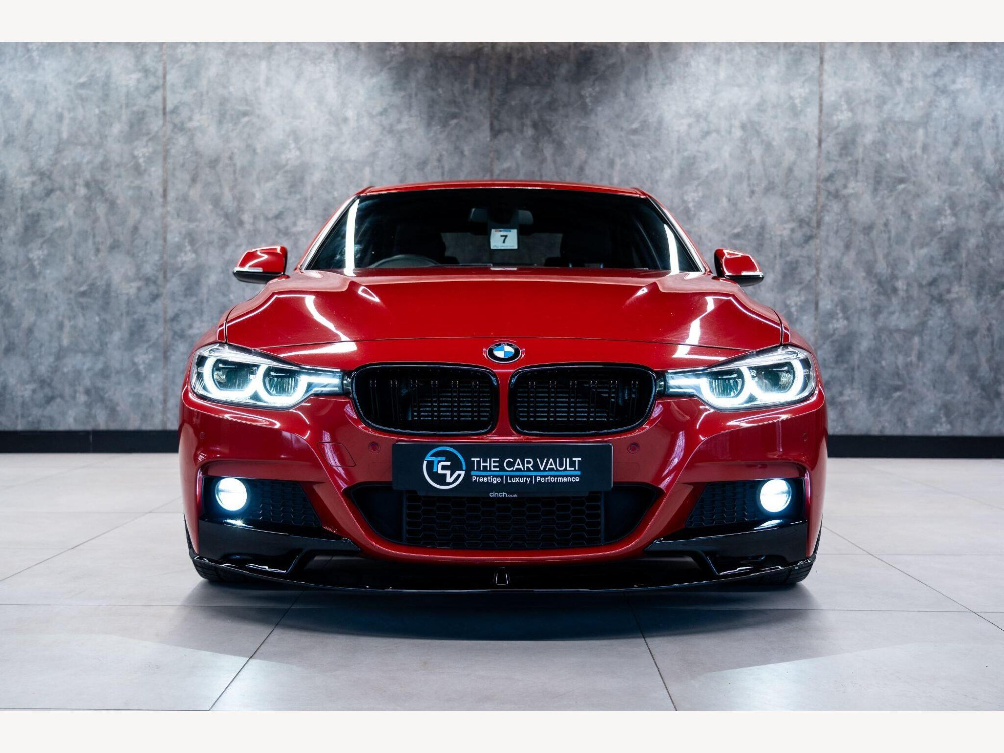 2017 BMW 3 Series image 5