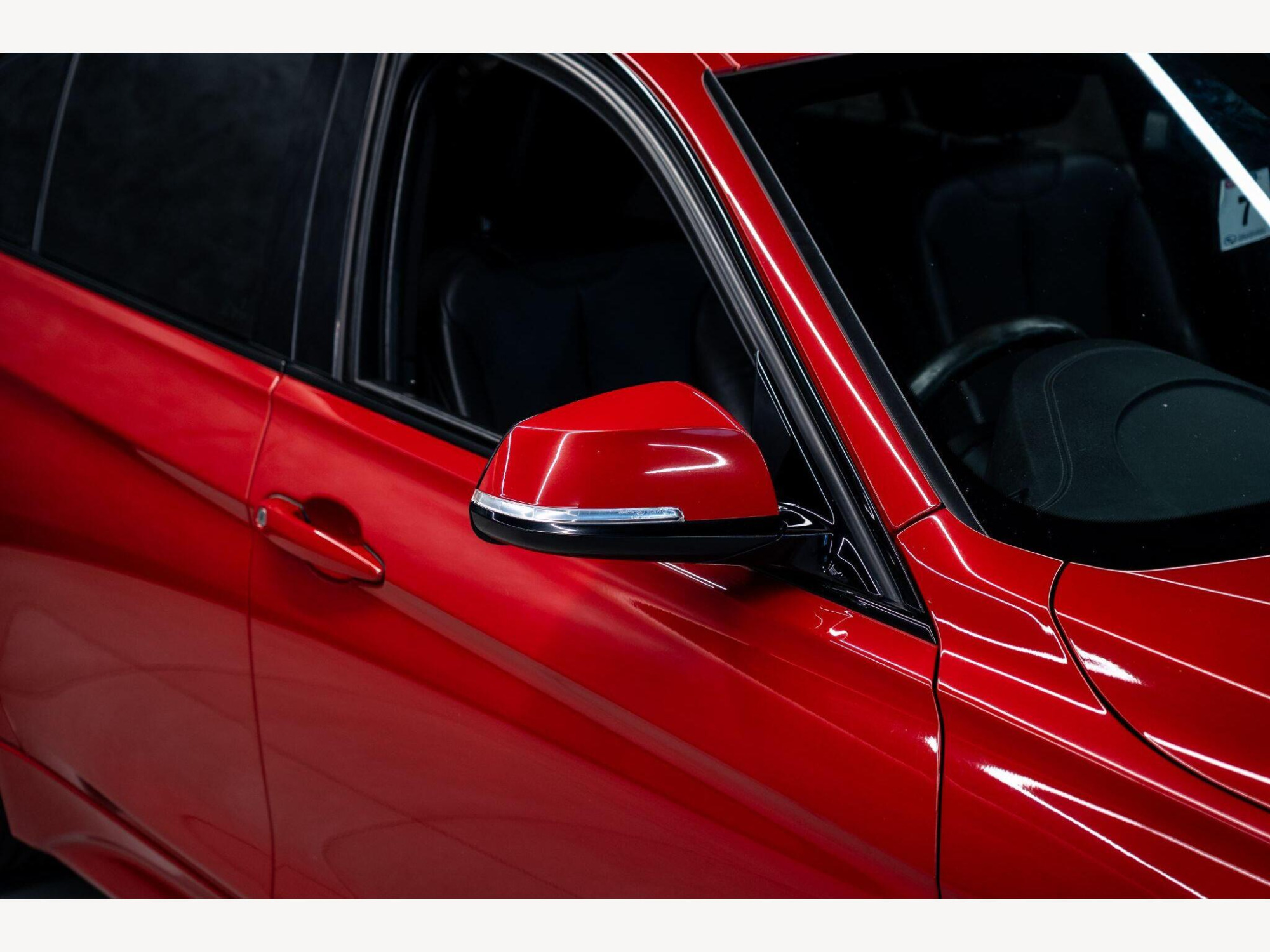2017 BMW 3 Series image 10