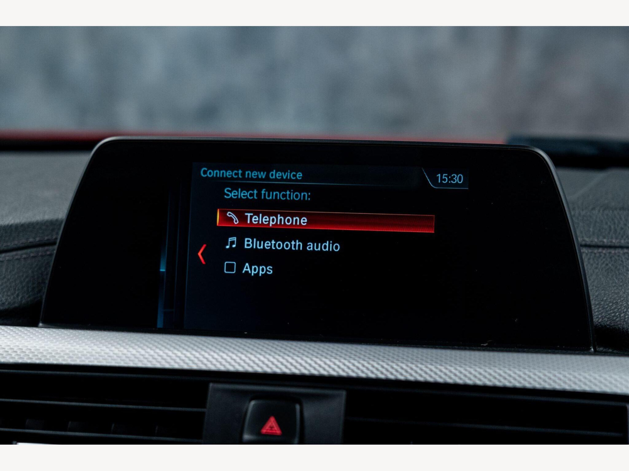 2017 BMW 3 Series image 29