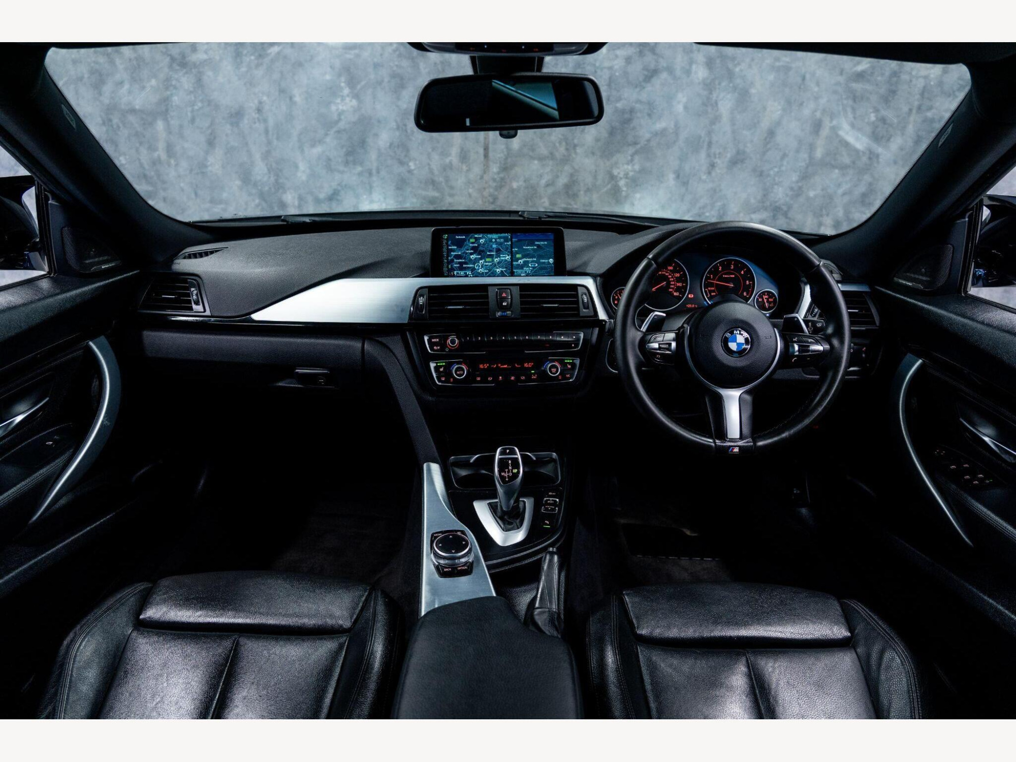 2016 BMW 3 Series Gran Turismo image 18