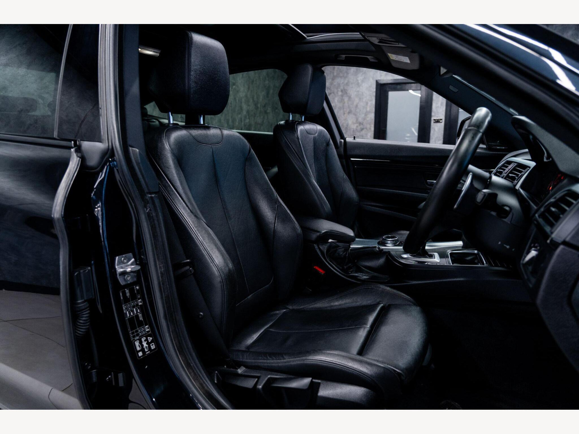 2016 BMW 3 Series Gran Turismo image 45