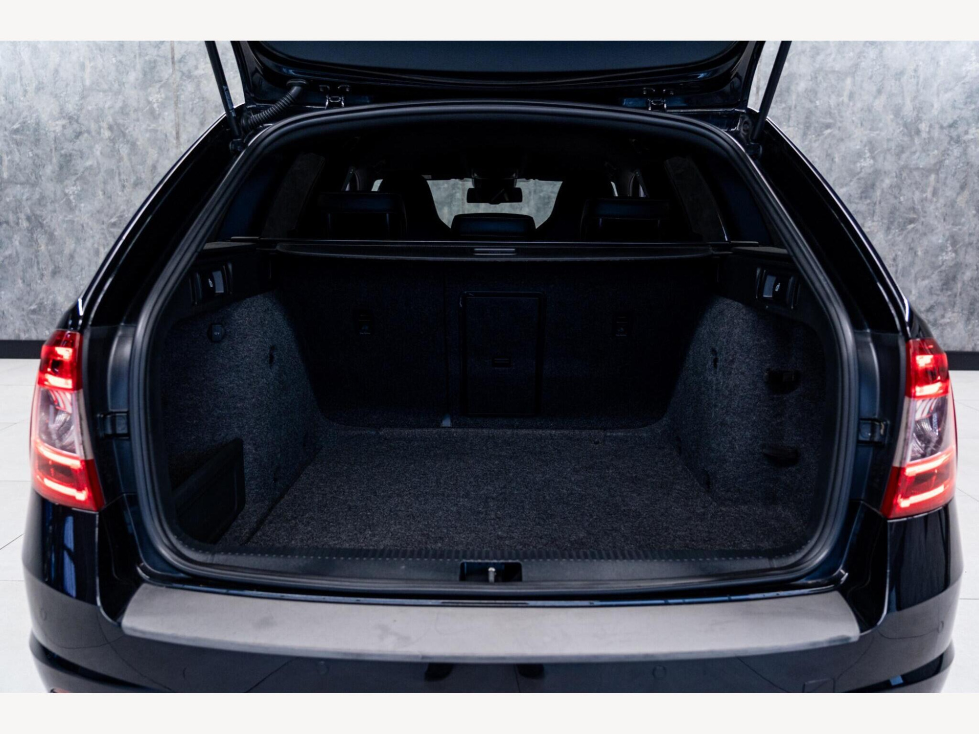 2015 Skoda Octavia image 33