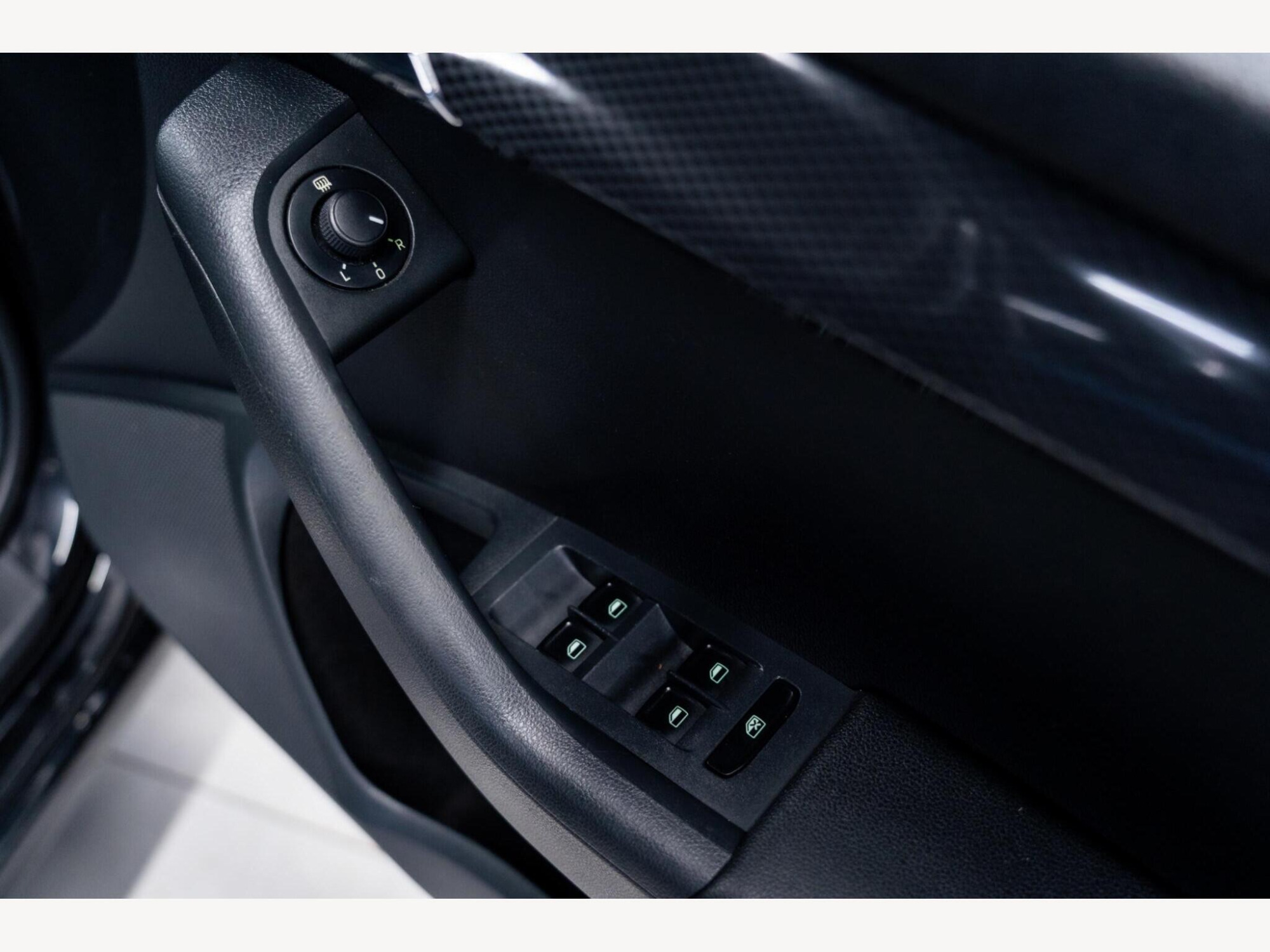 2015 Skoda Octavia image 26