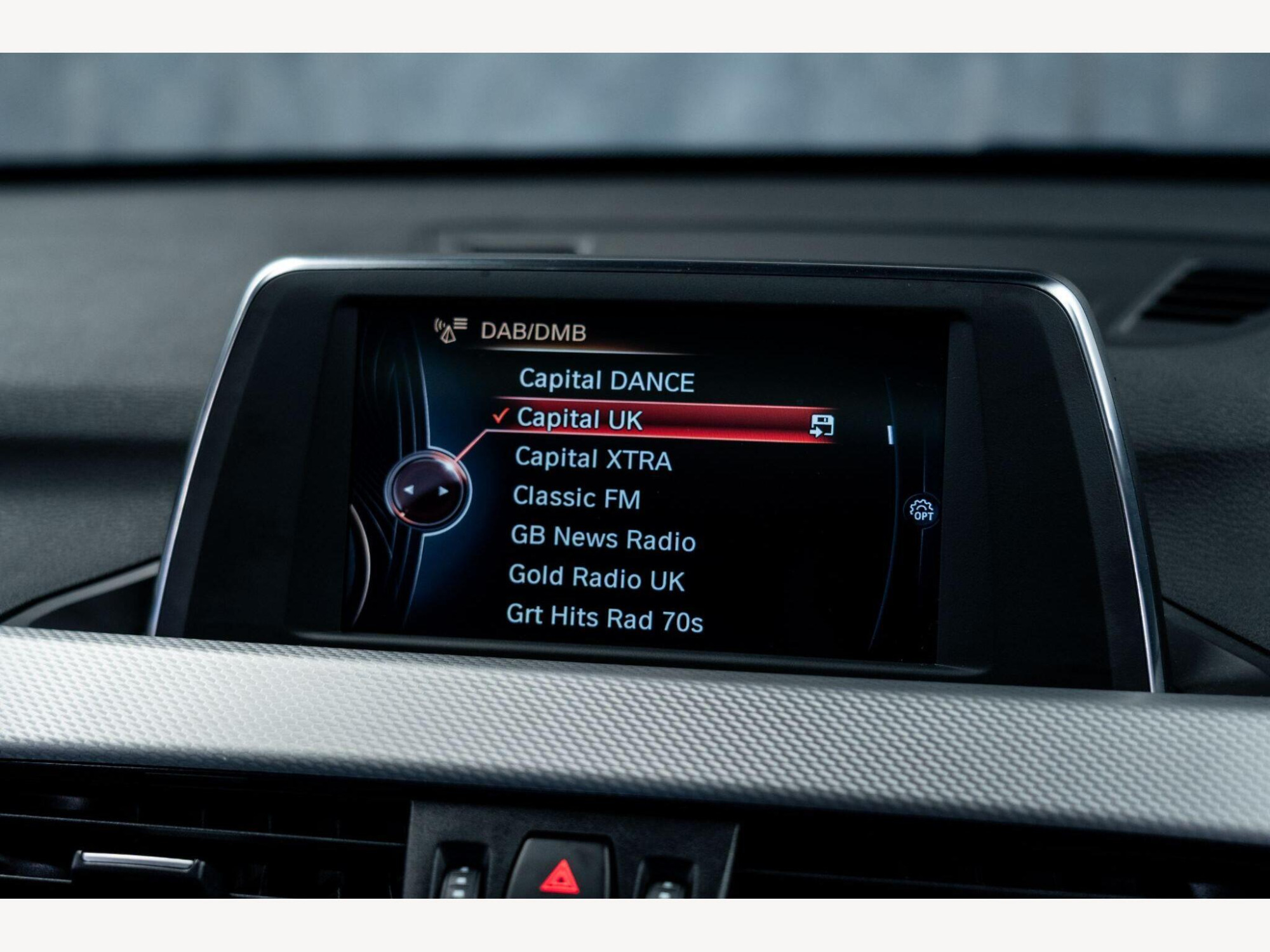 2016 BMW X1 image 35
