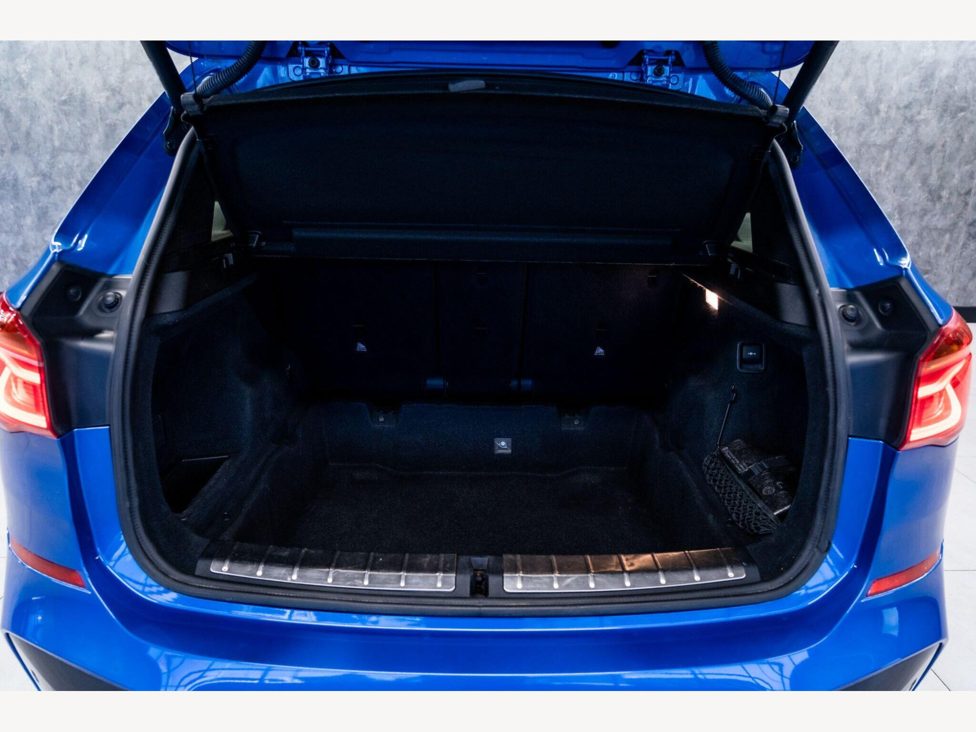 2016 BMW X1 image 50