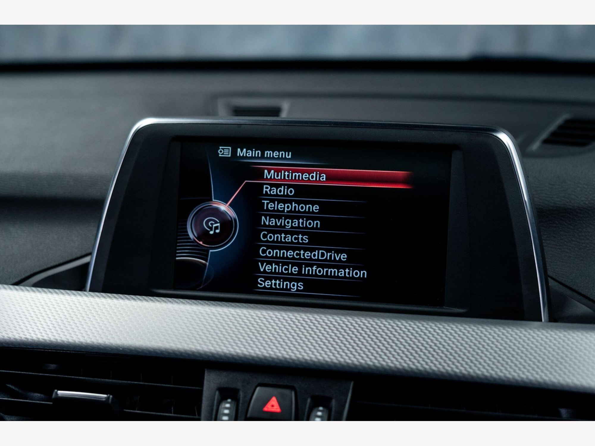 2016 BMW X1 image 31