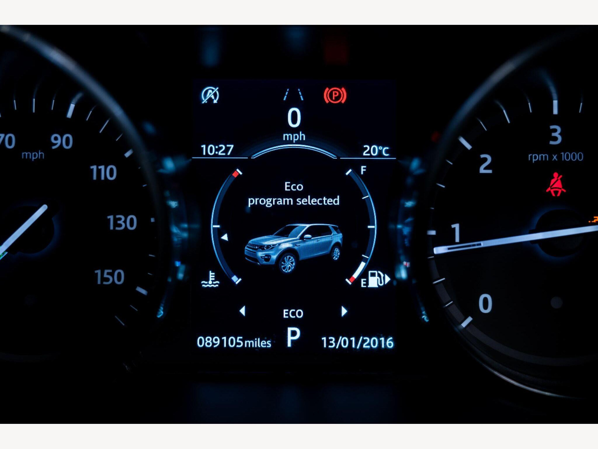 2019 Land Rover Discovery Sport image 19