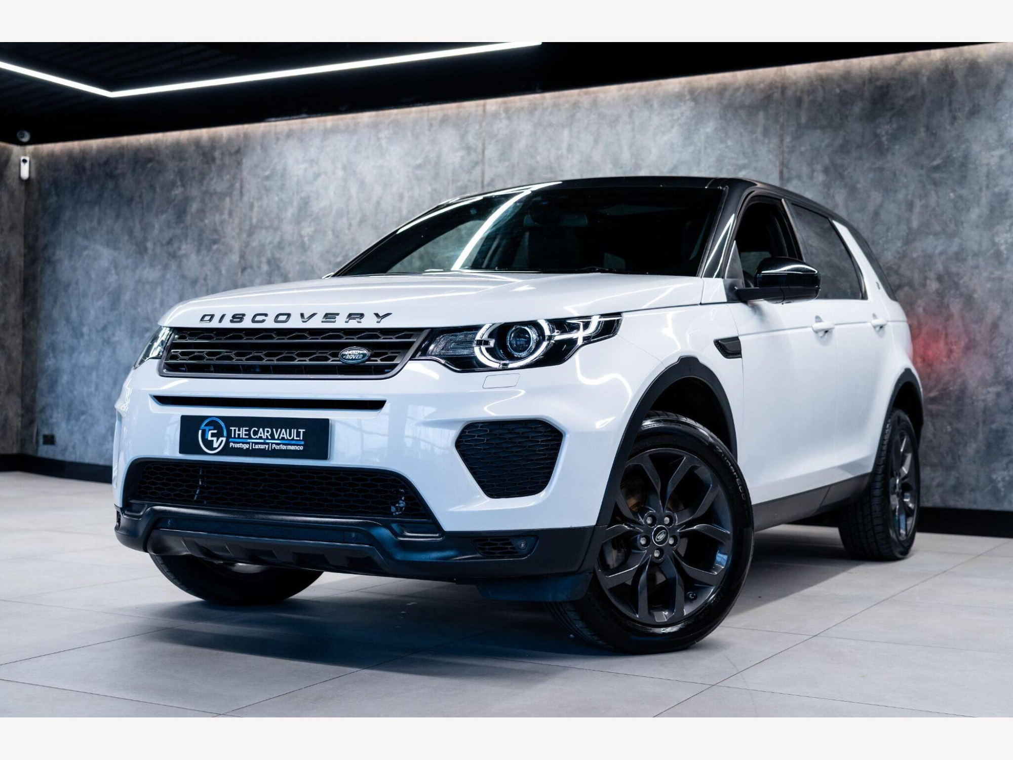 2019 Land Rover Discovery Sport image 4