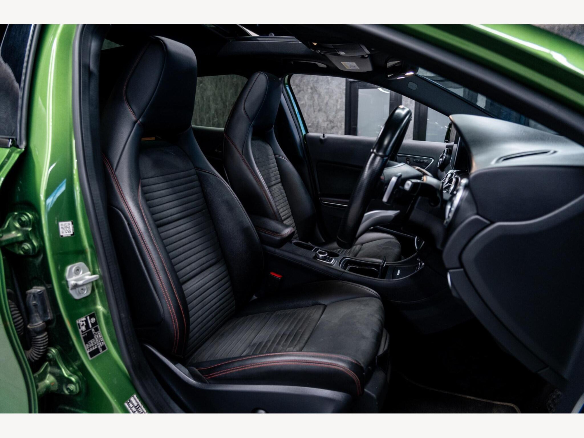2016 Mercedes-Benz GLA image 43