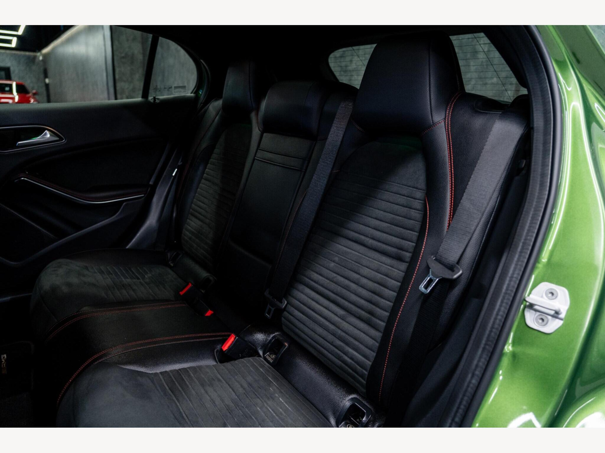 2016 Mercedes-Benz GLA image 46