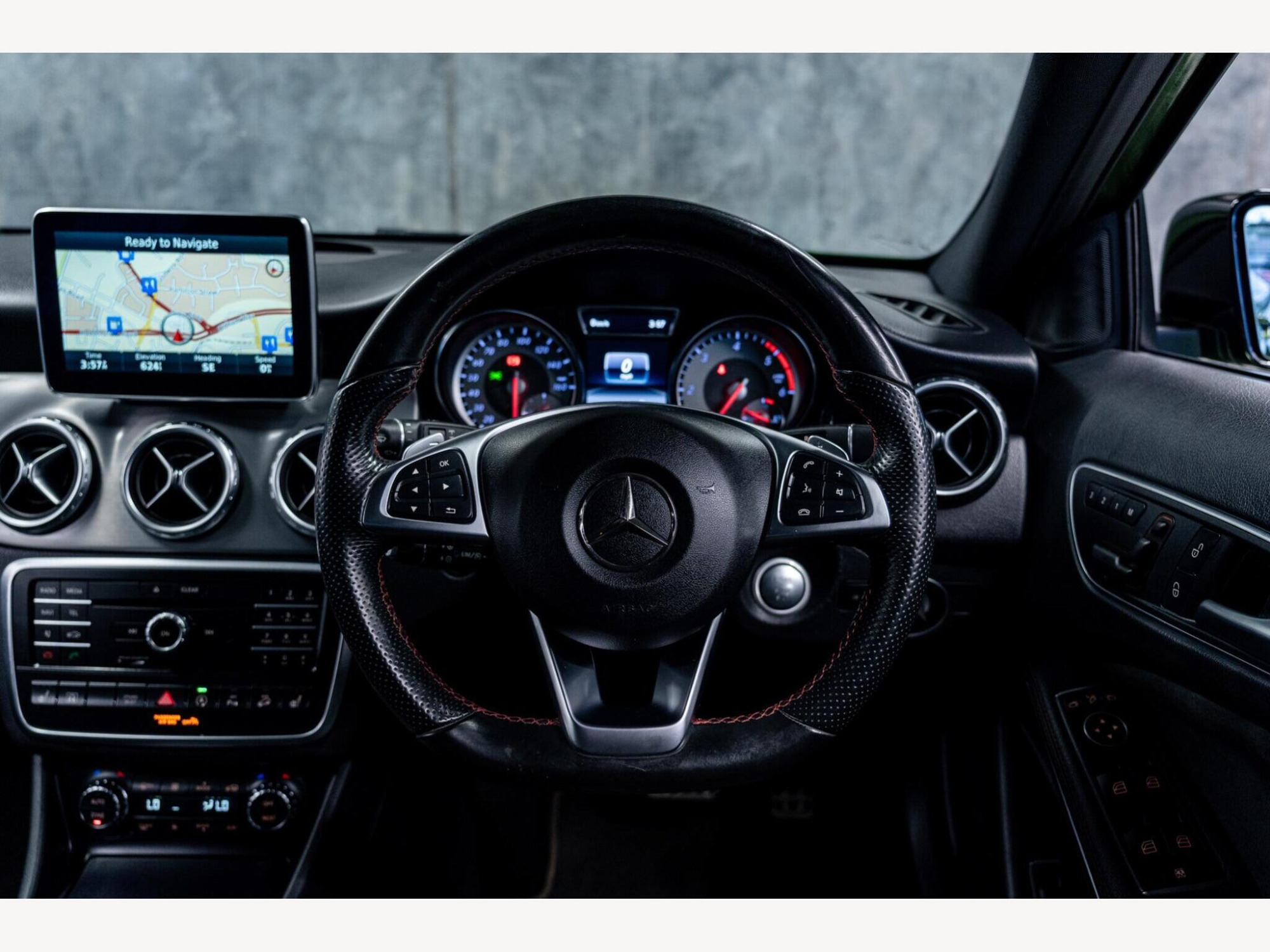2016 Mercedes-Benz GLA image 15
