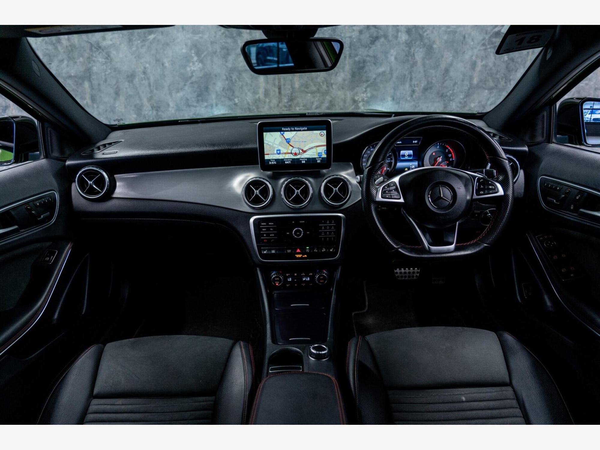 2016 Mercedes-Benz GLA image 17