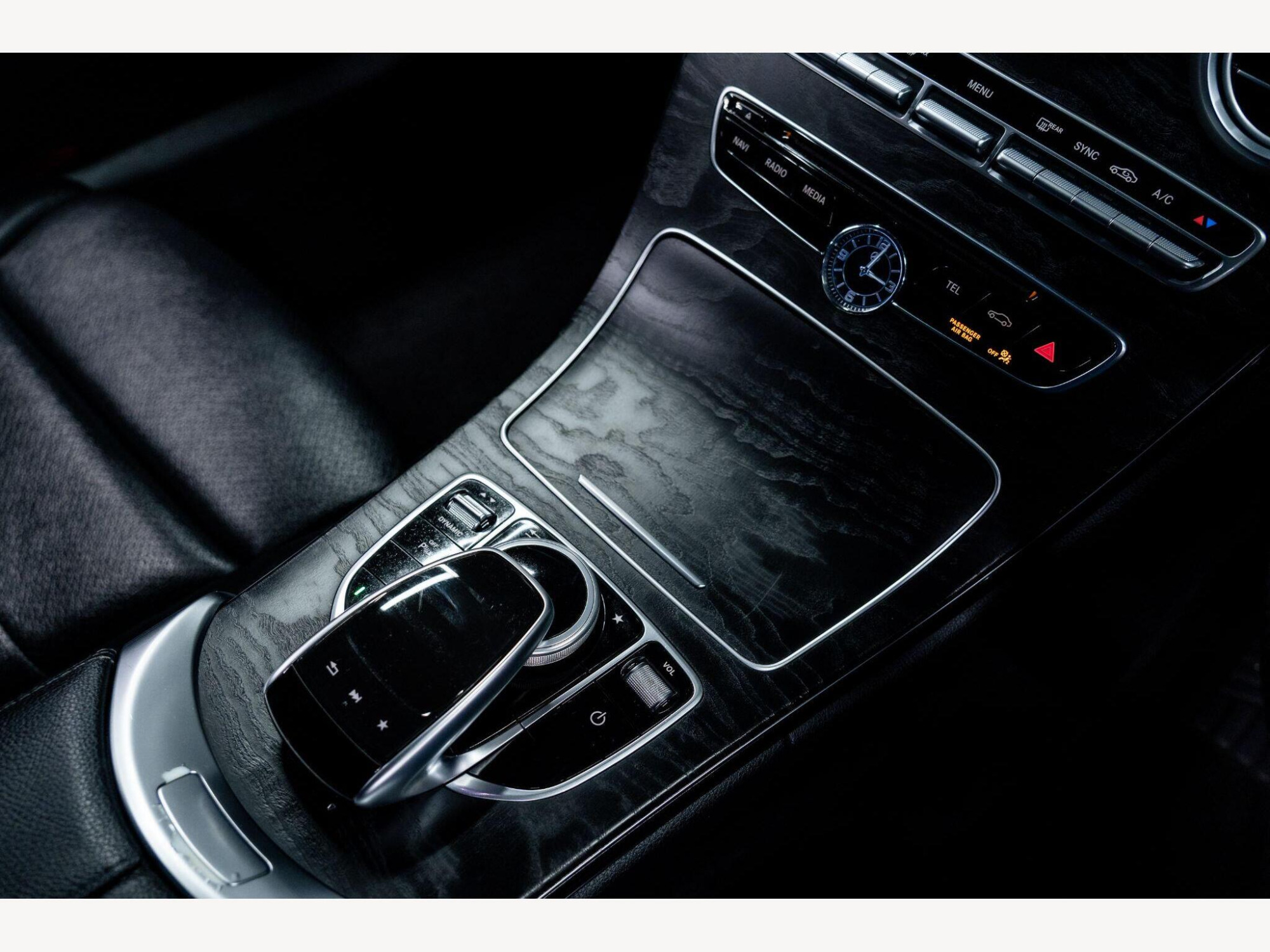 2017 Mercedes-Benz C Class image 30