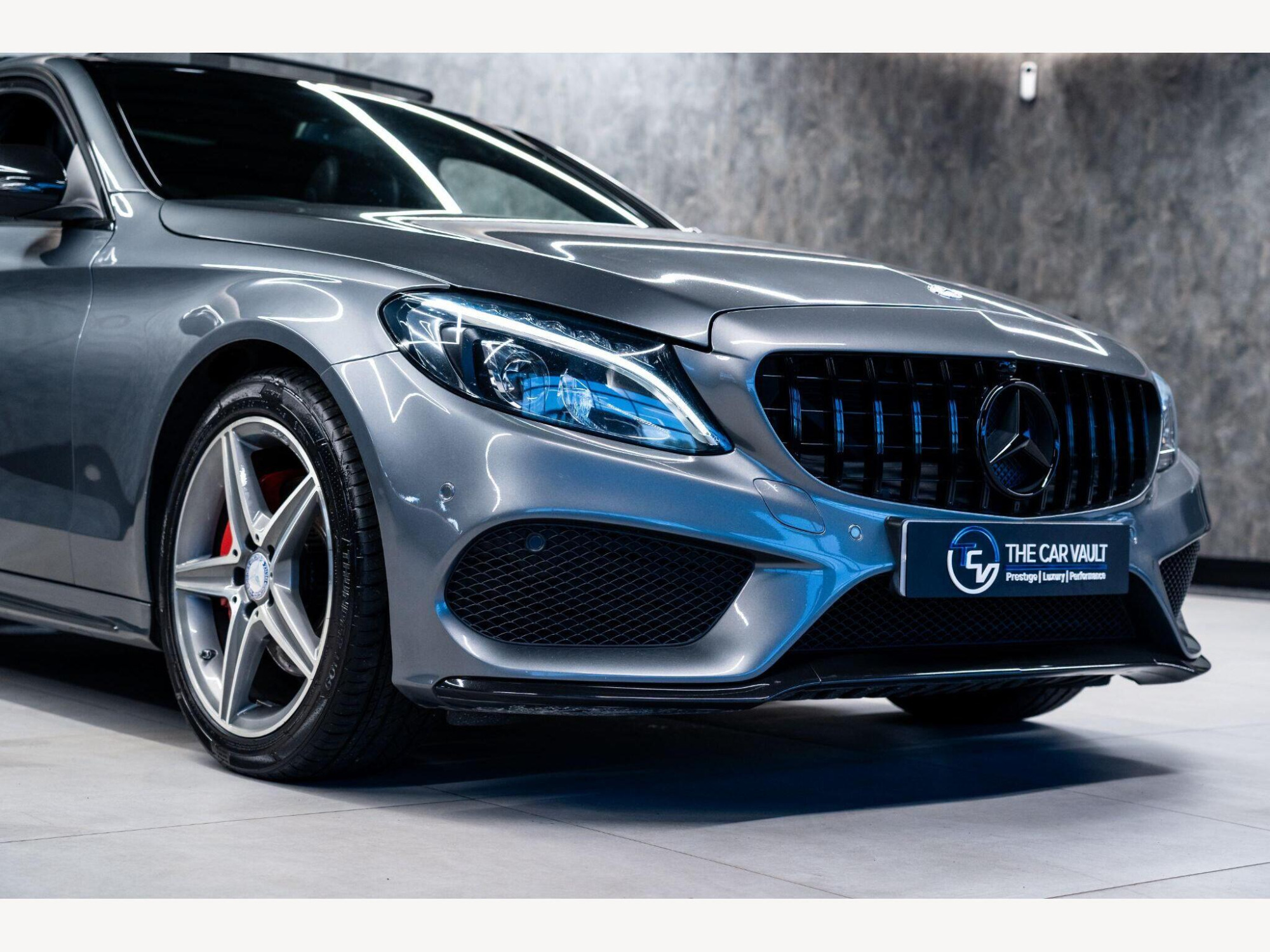 2017 Mercedes-Benz C Class image 10