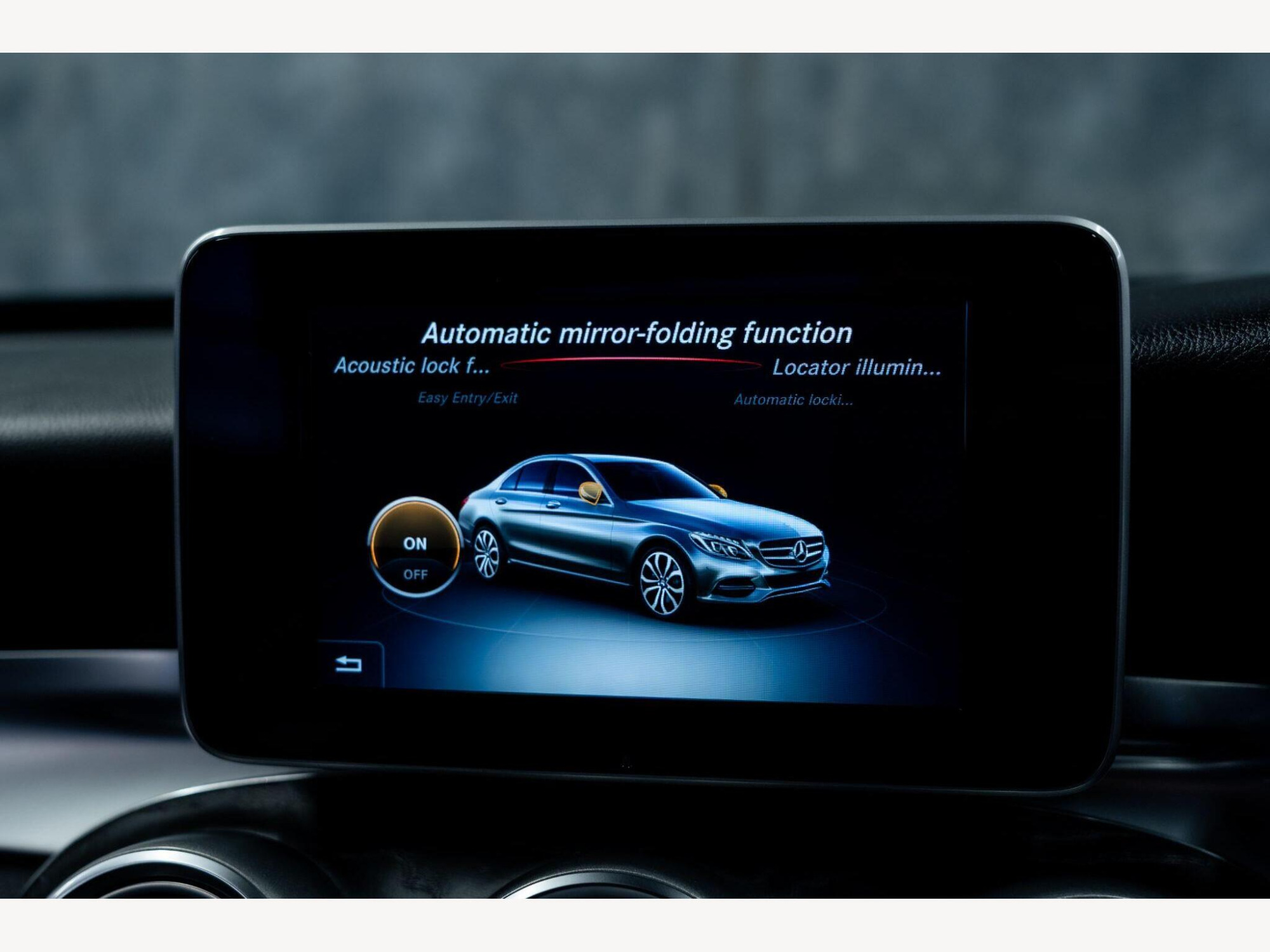 2017 Mercedes-Benz C Class image 22