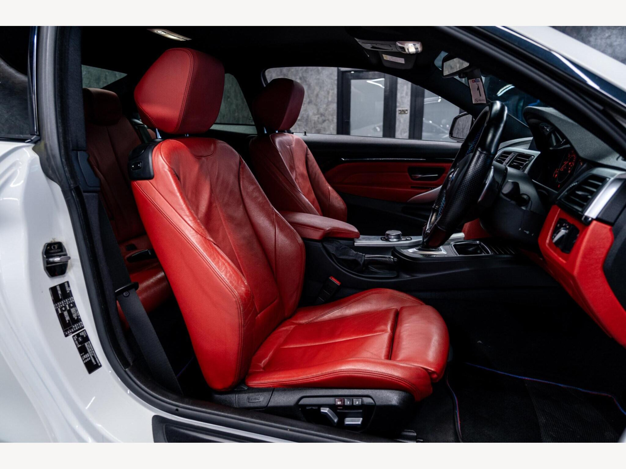 2017 BMW 4 Series image 40