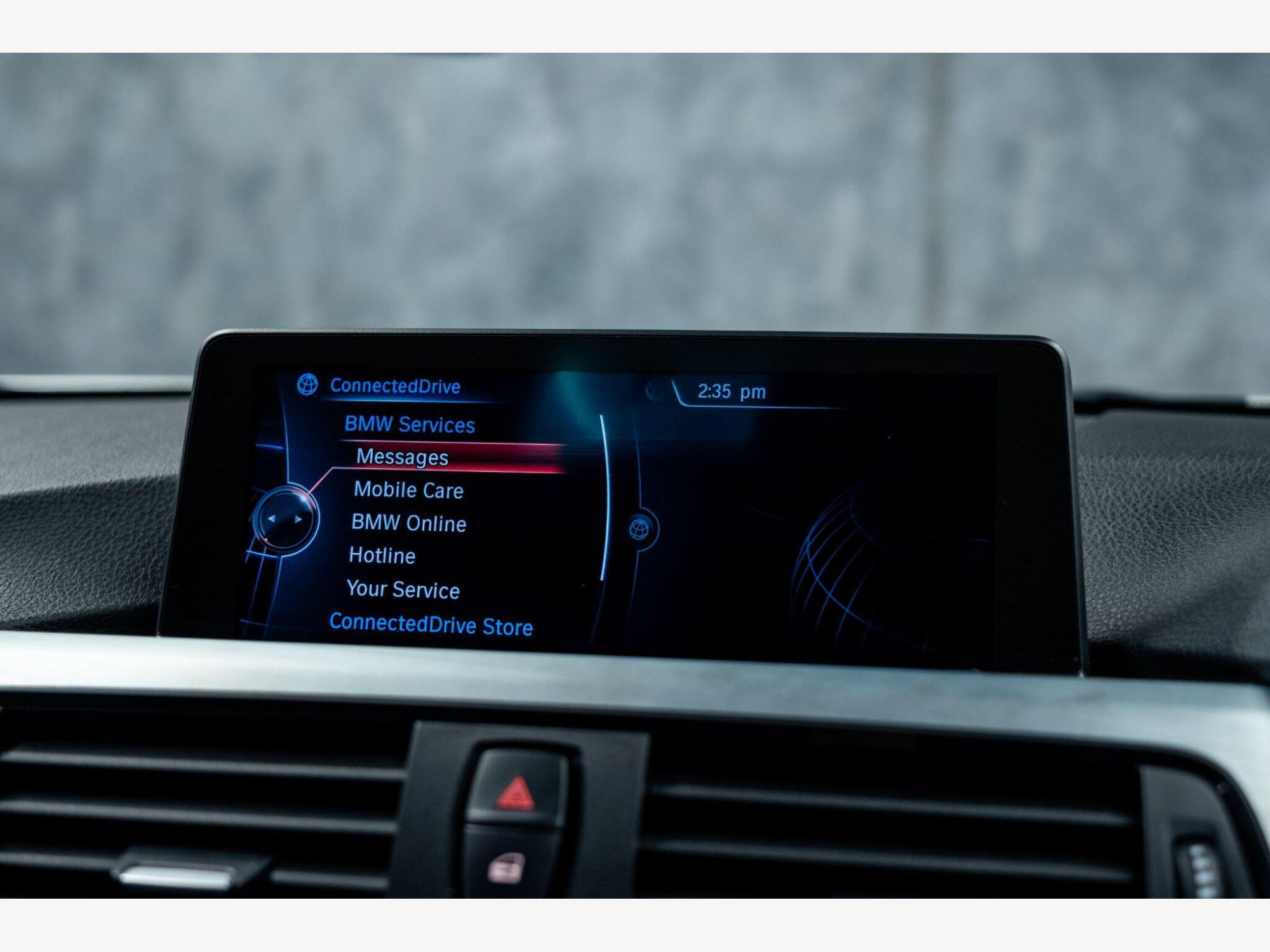 2015 BMW 4 Series image 36