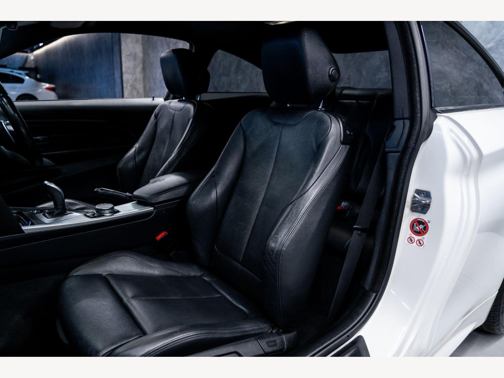 2015 BMW 4 Series image 46