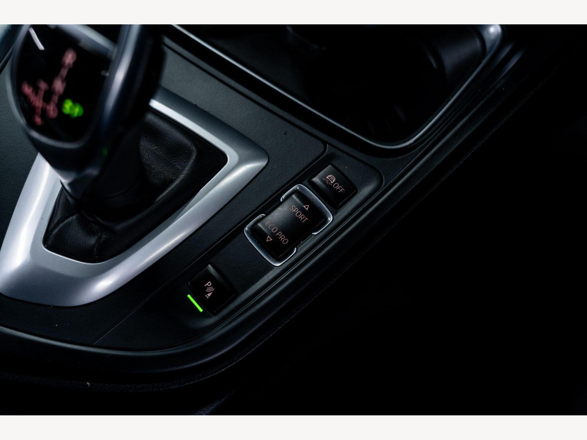 2015 BMW 4 Series image 41