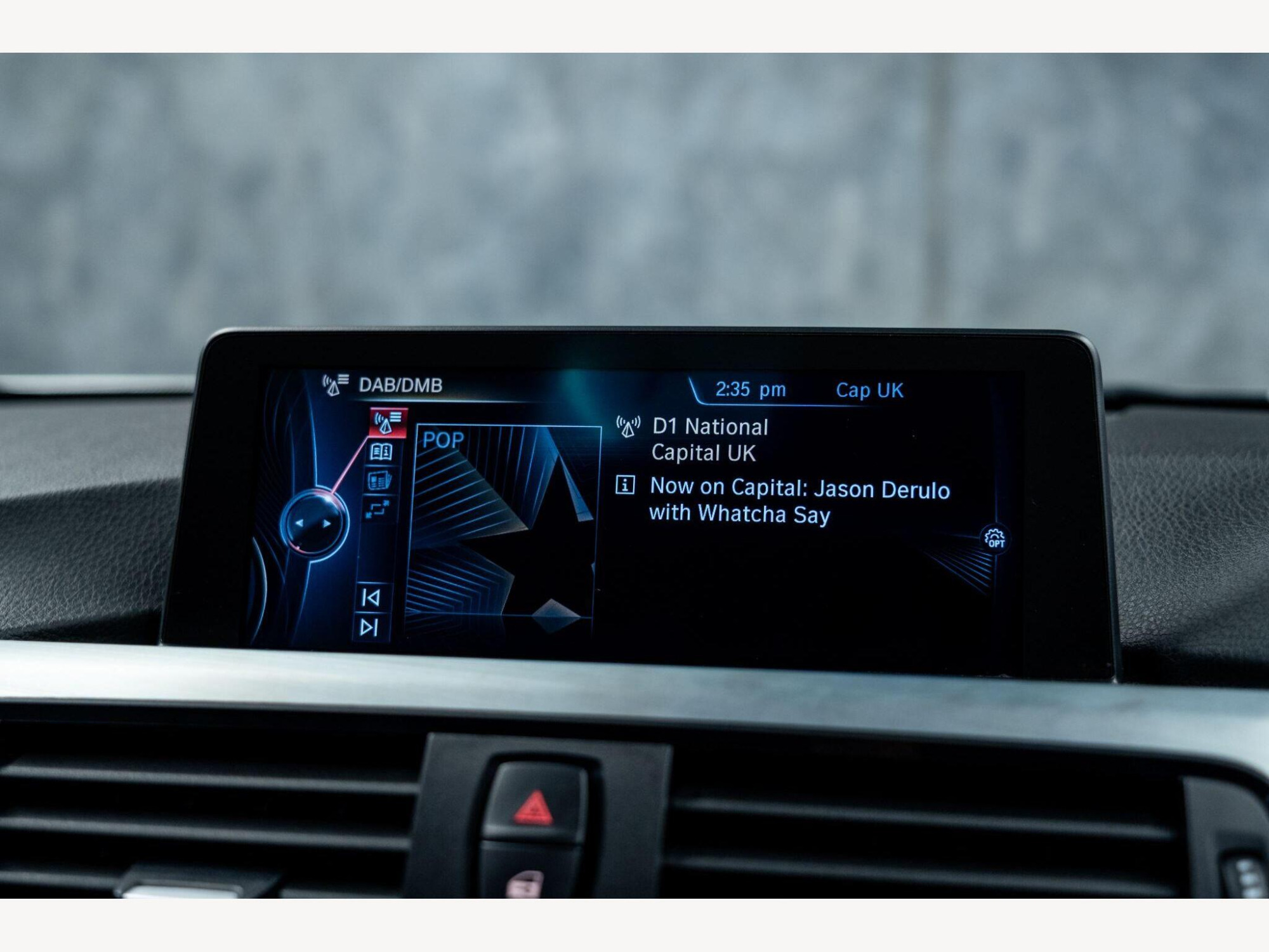 2015 BMW 4 Series image 34