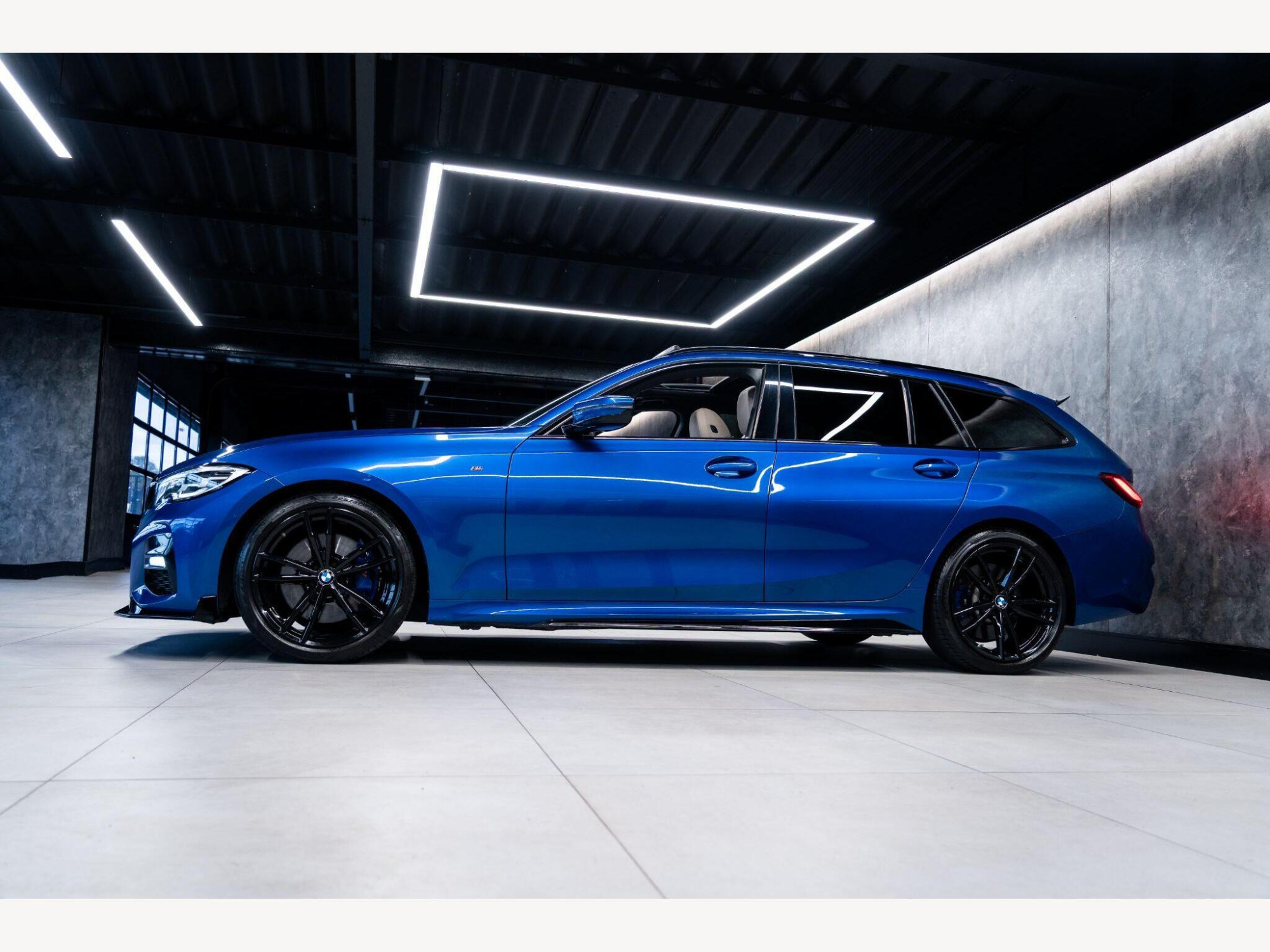 2019 BMW 3 Series image 9