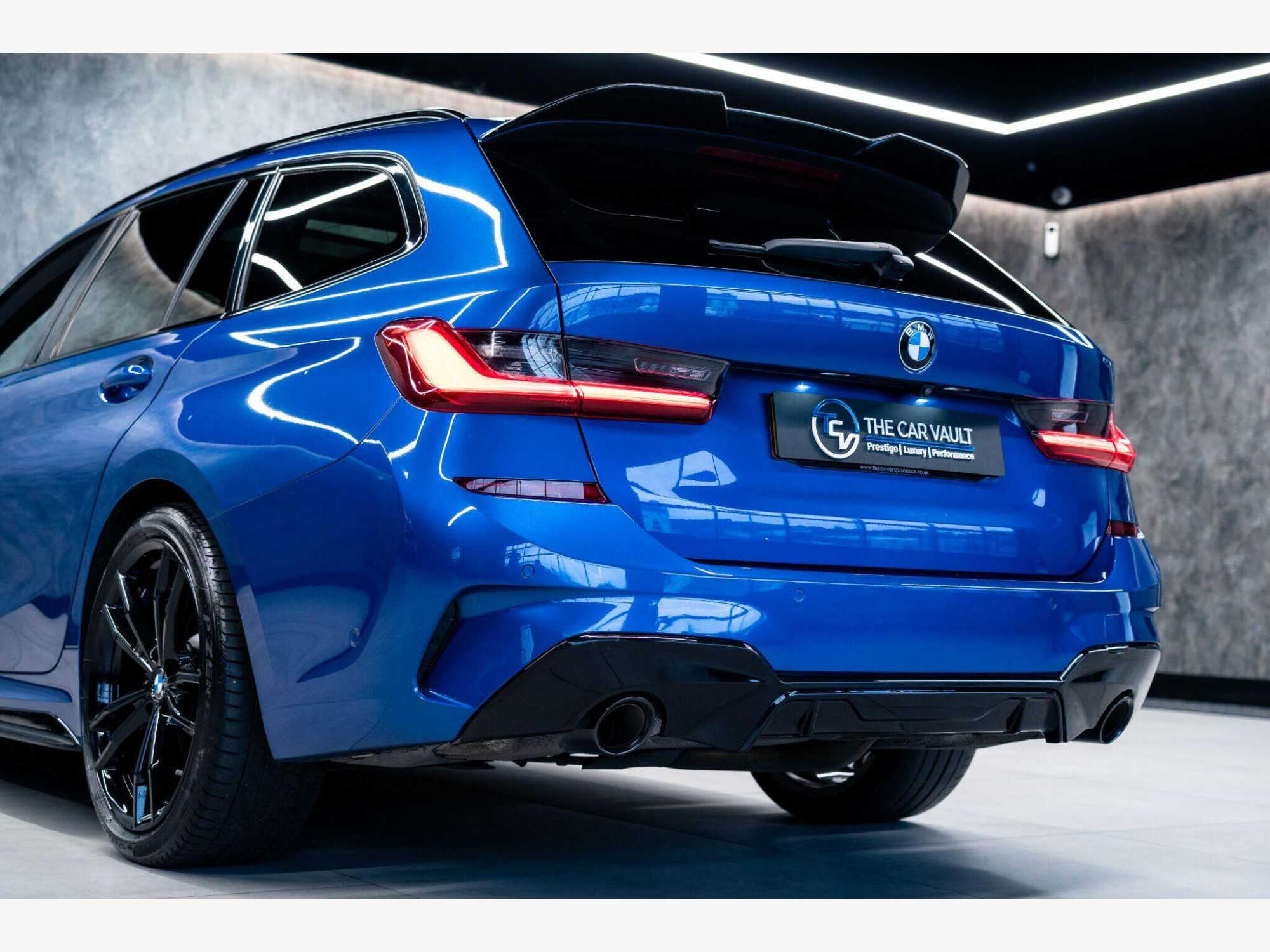 2019 BMW 3 Series image 15