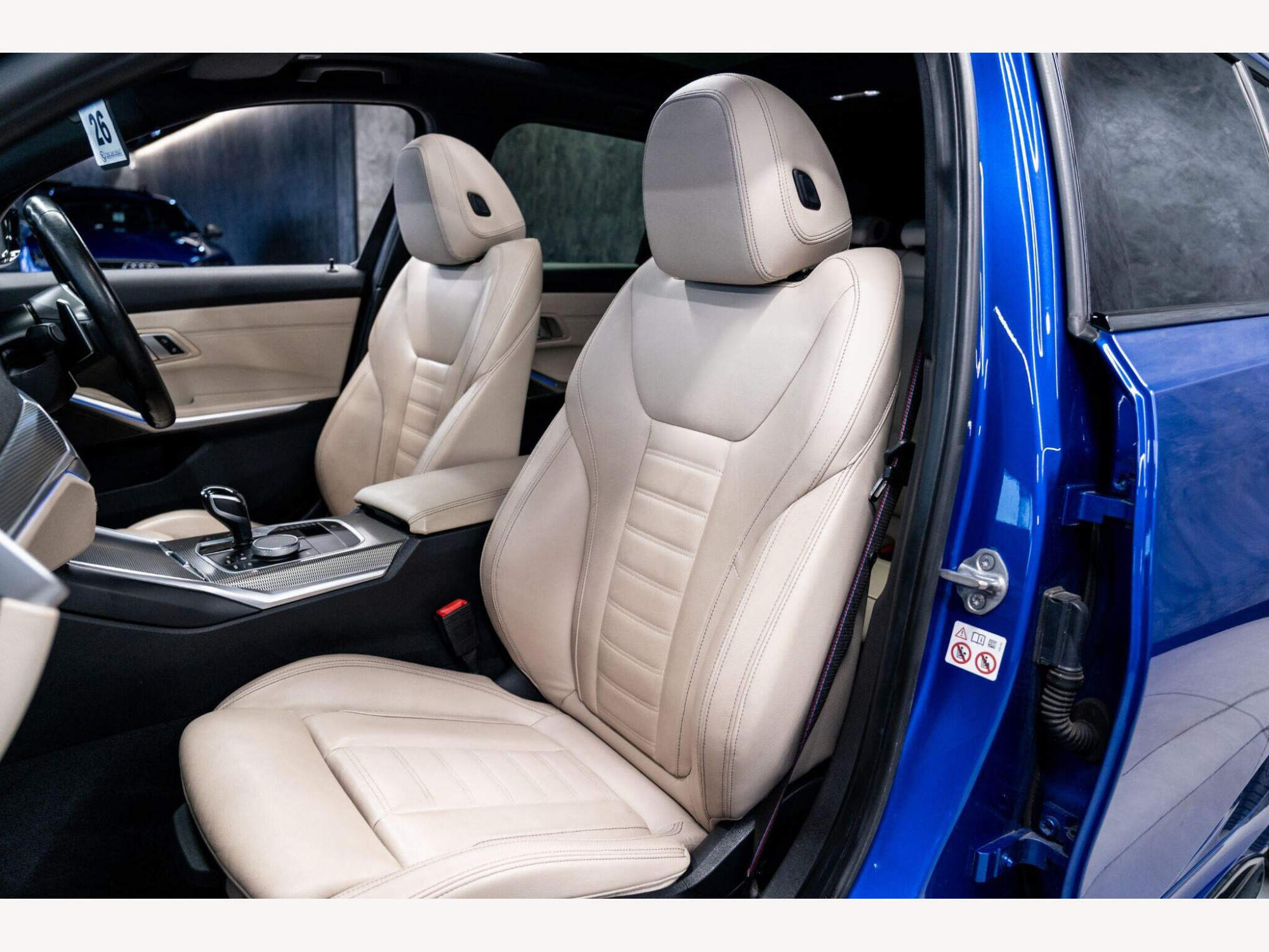 2019 BMW 3 Series image 60