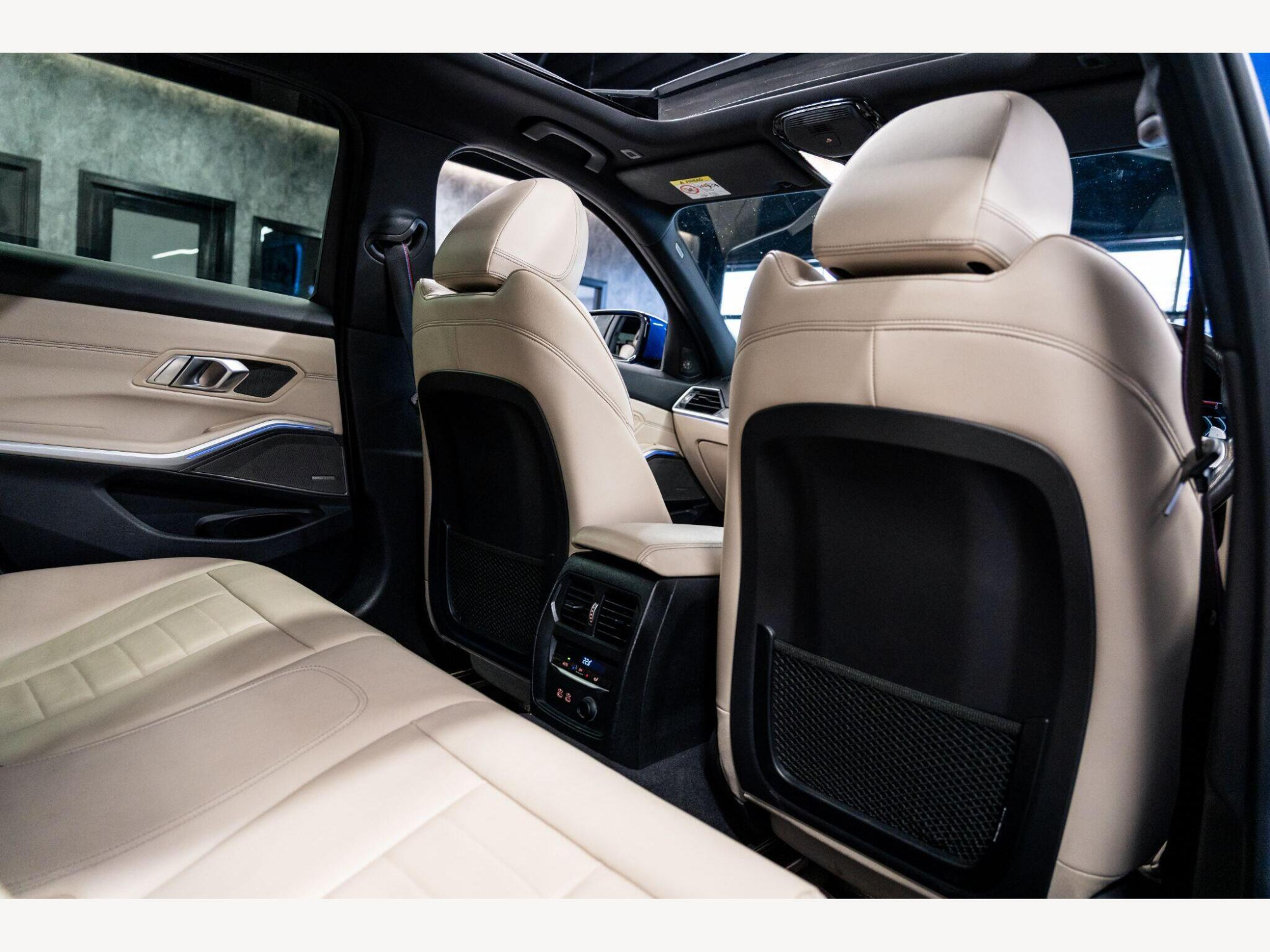 2019 BMW 3 Series image 59