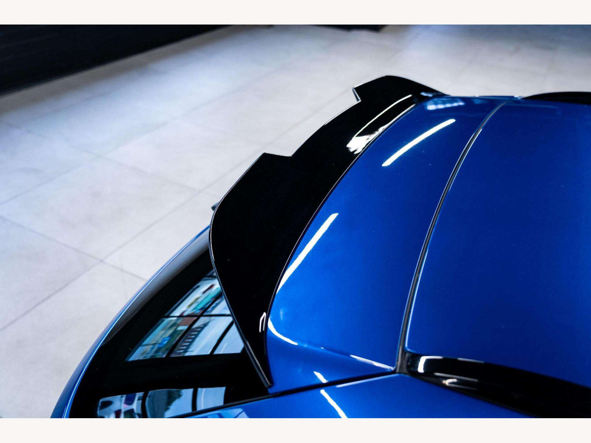 2019 BMW 3 Series image 13